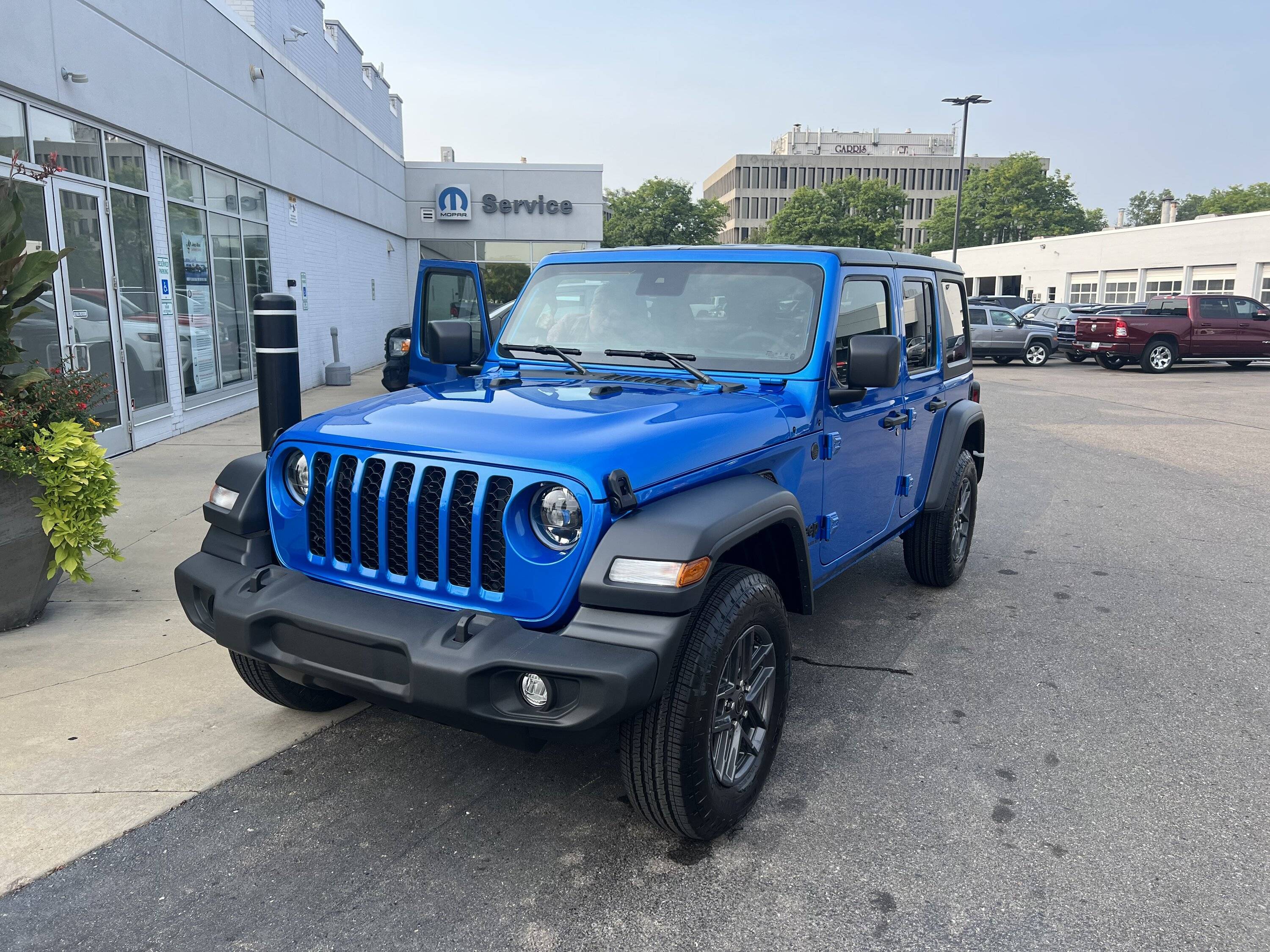 Jeep Wrangler JL 2024 Order Delivery Room IMG_1532