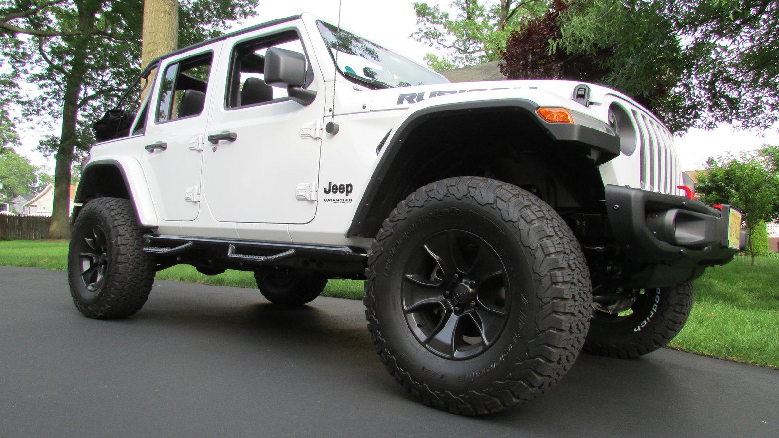 Jeep Wrangler JL JL Rubicon Bright White Owners Please Post Pics w/ Aftermarket wheels & Tires DC8A1E2C-3C96-4BEA-8874-EDAB8FB7B529