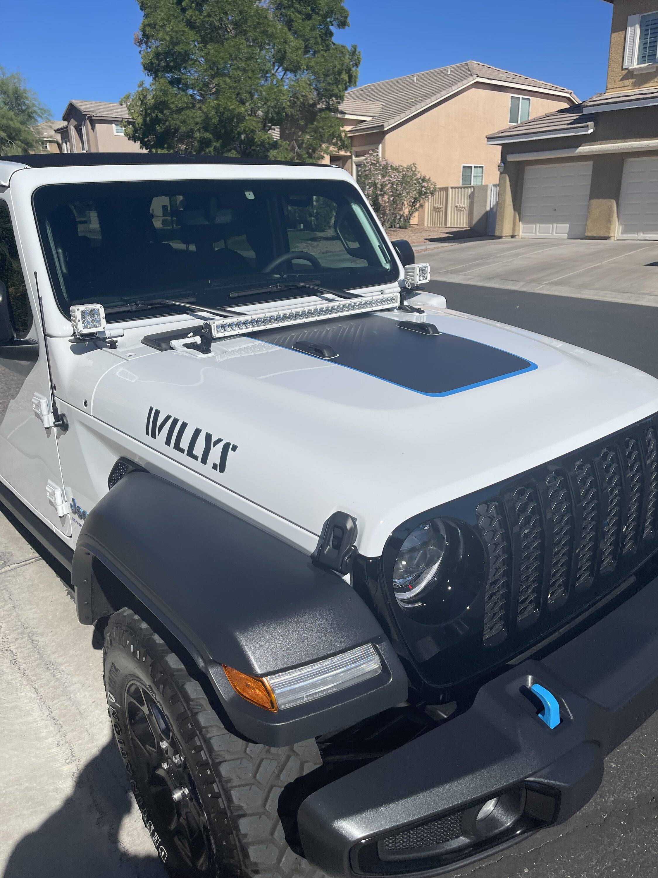 Jeep Wrangler JL Vinyl Decal ideas for White Willys IMG_3753