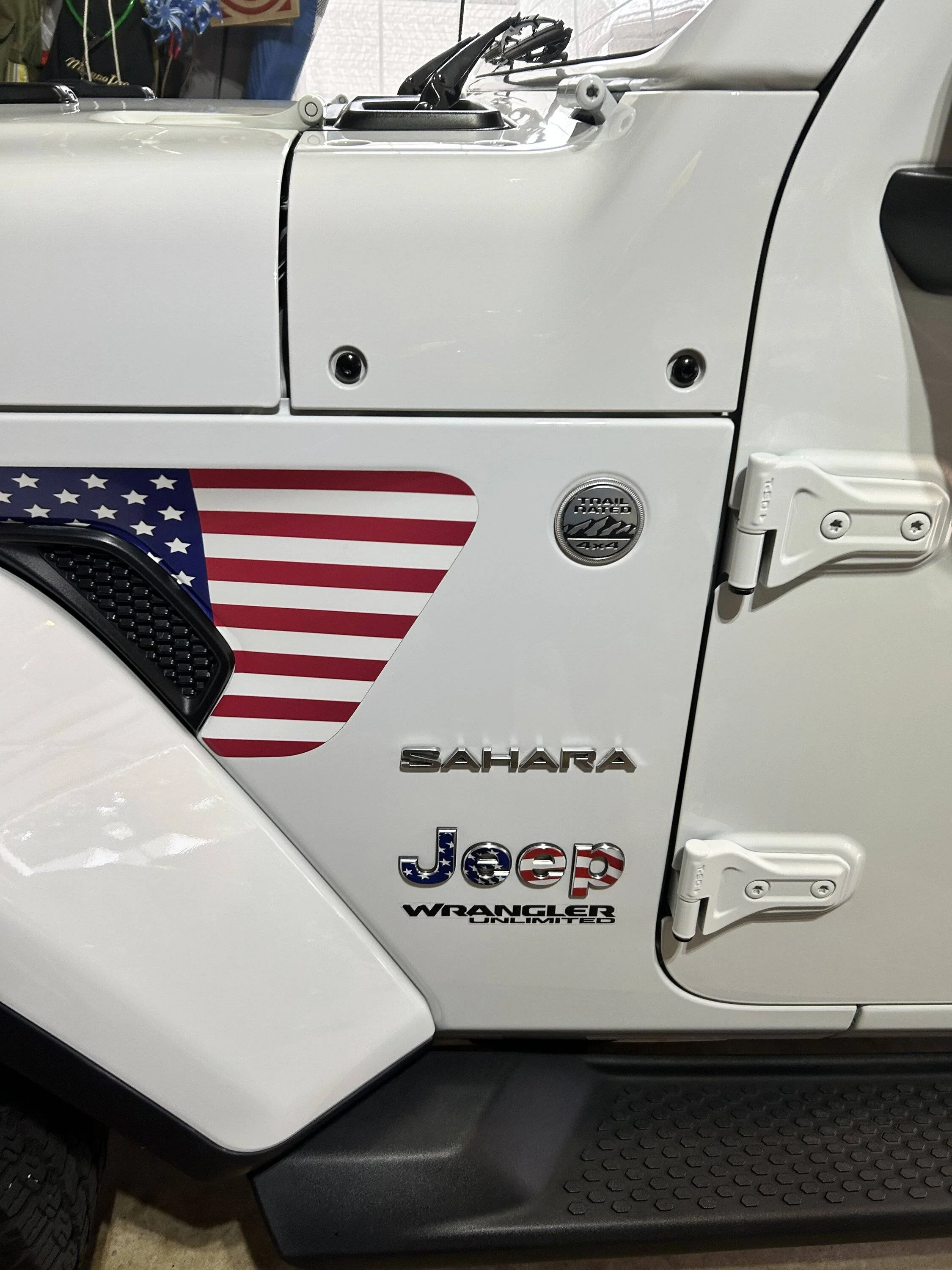Jeep Wrangler JL Vinyl Decal ideas for White Willys IMG_2446