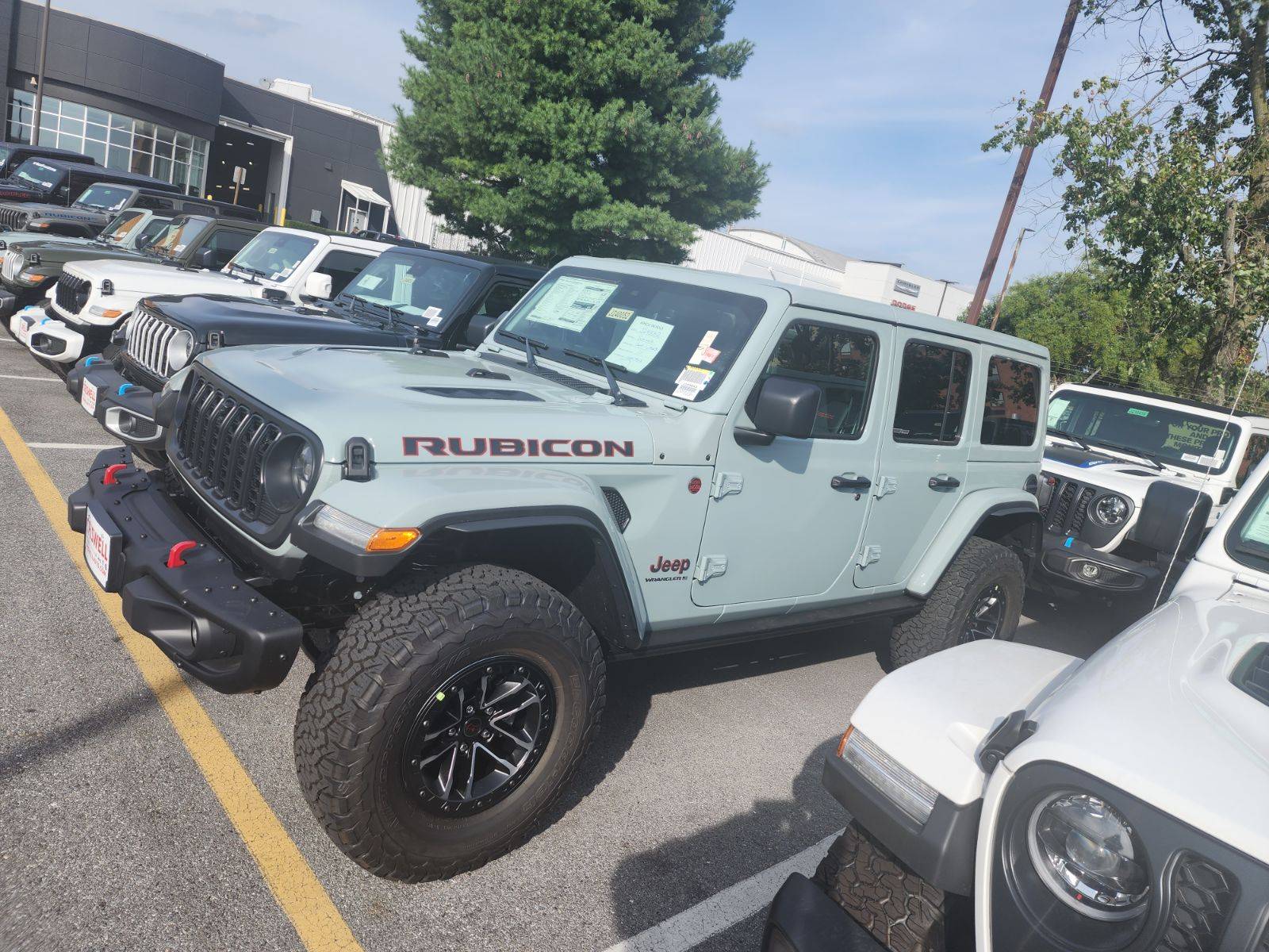 Jeep Wrangler JL 2024 Order Delivery Room ED944EE0-8F25-42F2-B1B4-86BDAA7DA163