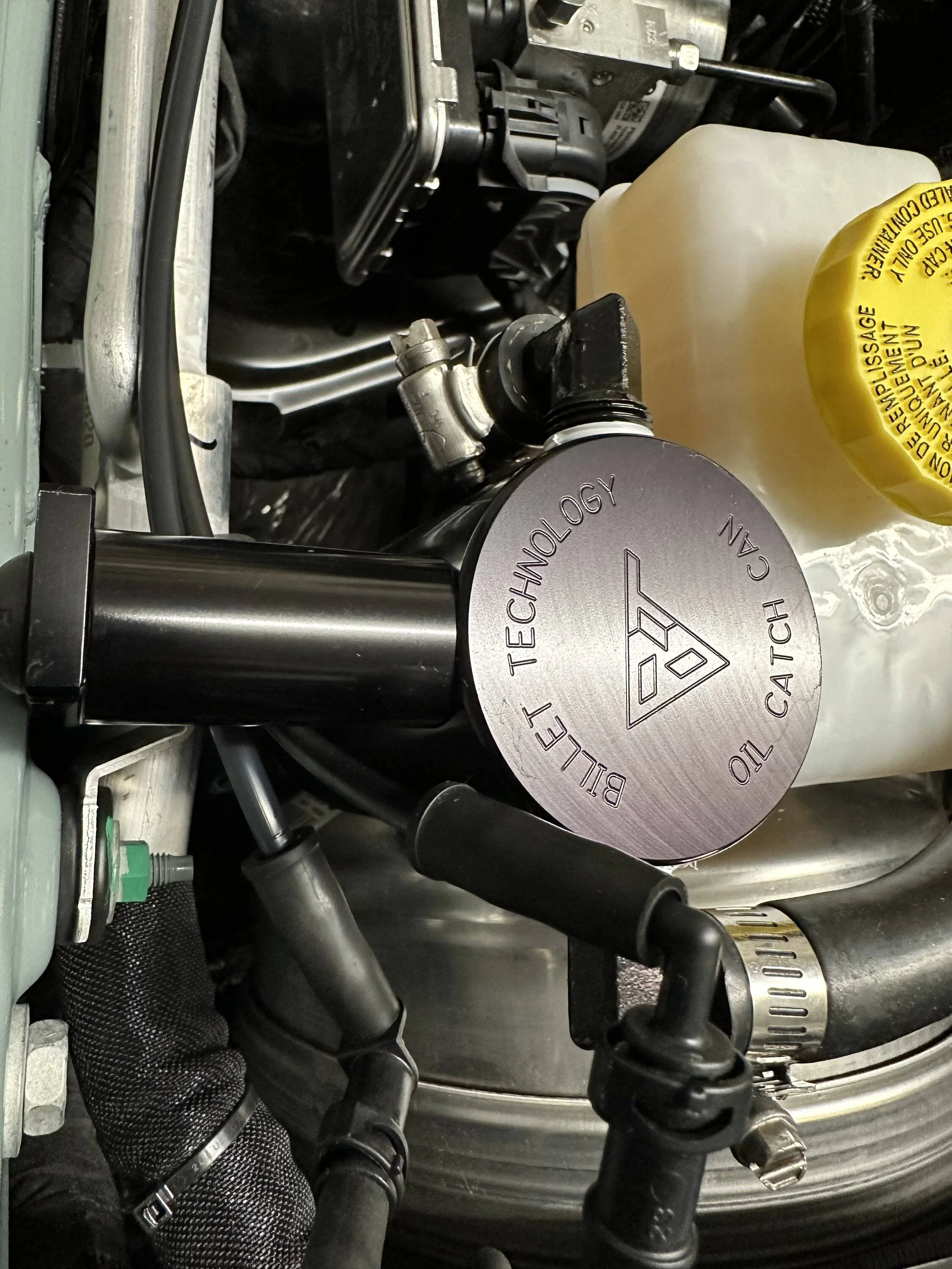 Jeep Wrangler JL 2024 2.0 turbo catch can install IMG_0628