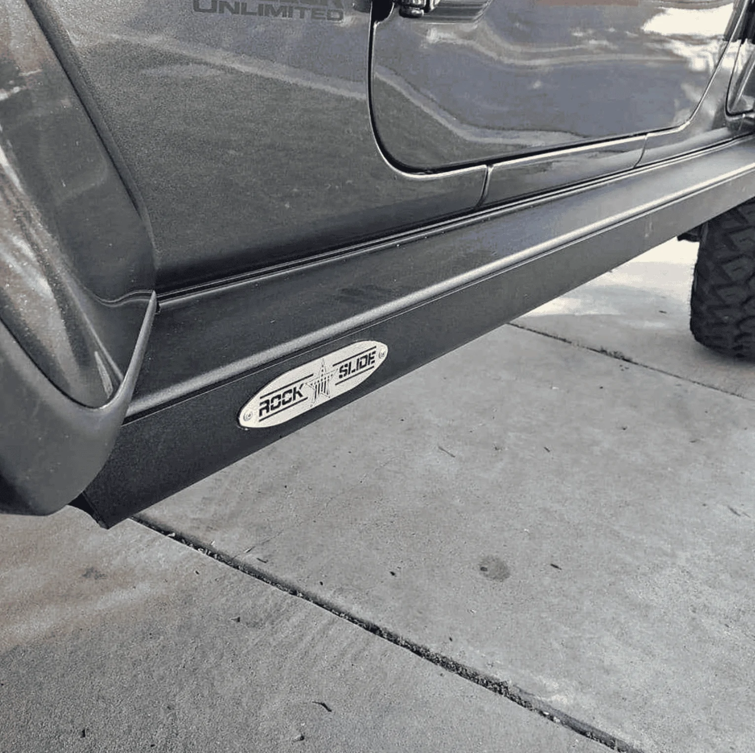 Jeep Wrangler JL Rock Slide Engineering JLU steps and skid plates Screenshot 2023-08-27 at 1.13.14 PM