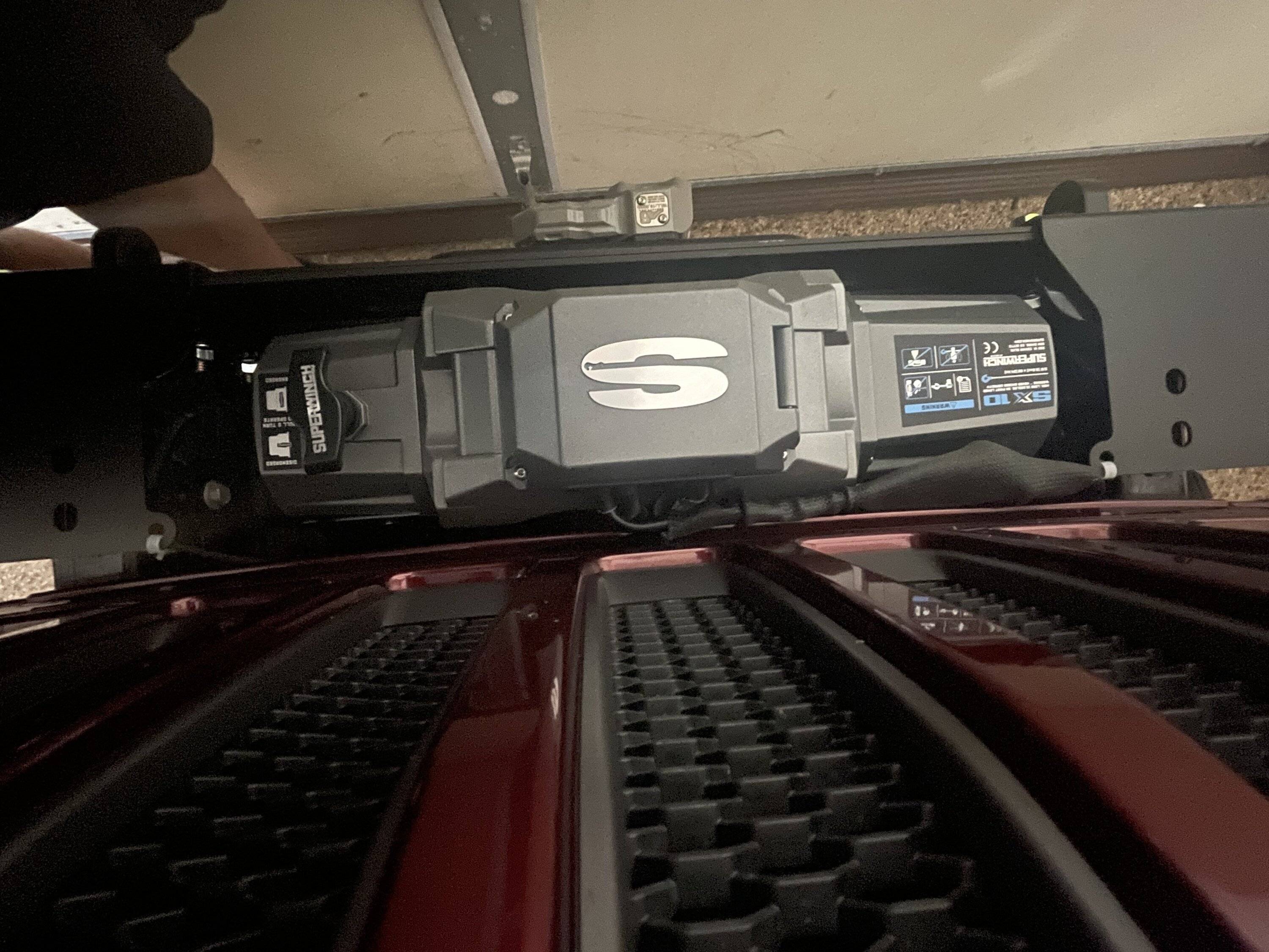 Jeep Wrangler JL JL Wrangler - 2024 grille swap install complete IMG_5045