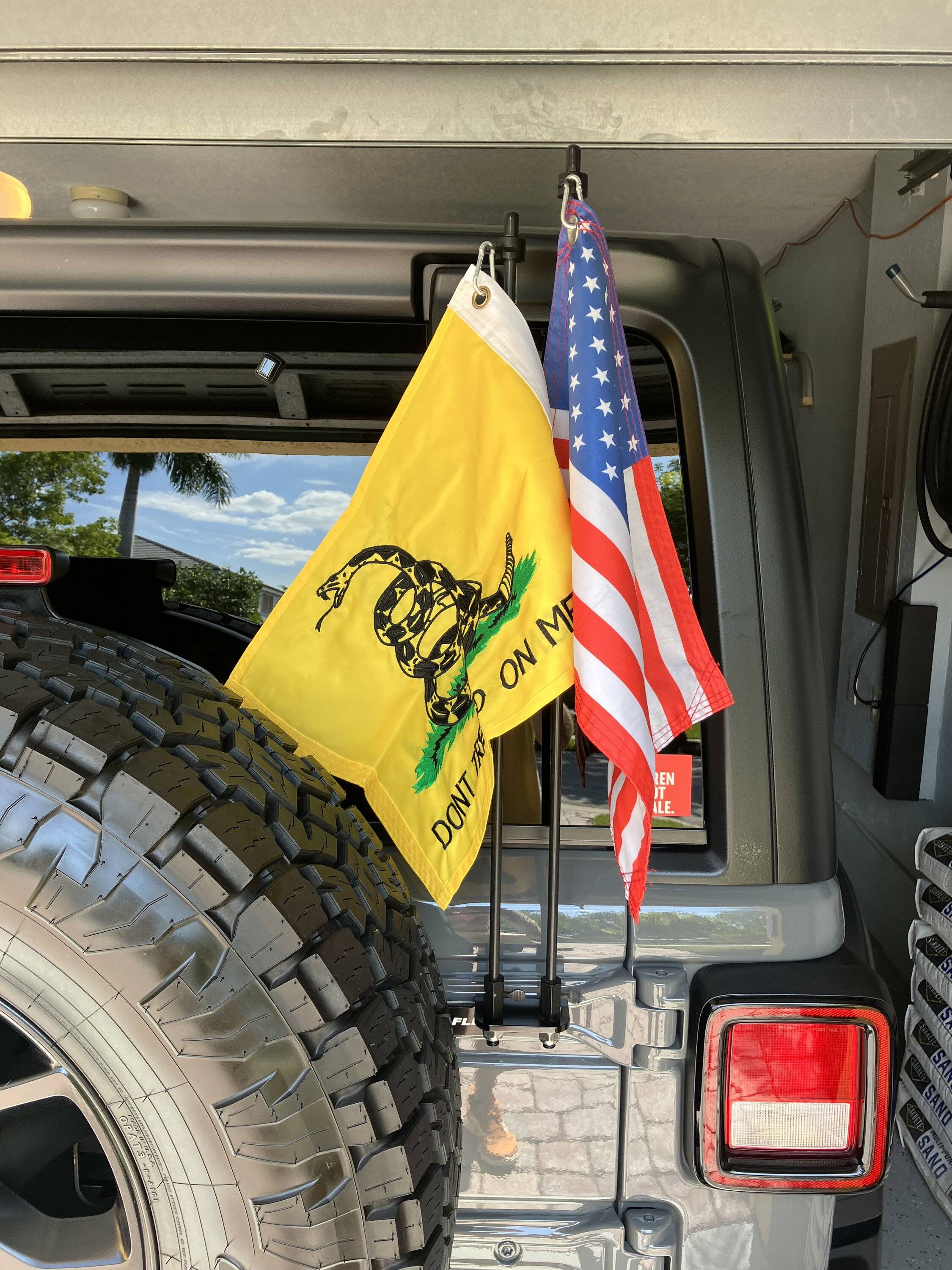 Jeep Wrangler JL Flag etiquette/protocol IMG_1789