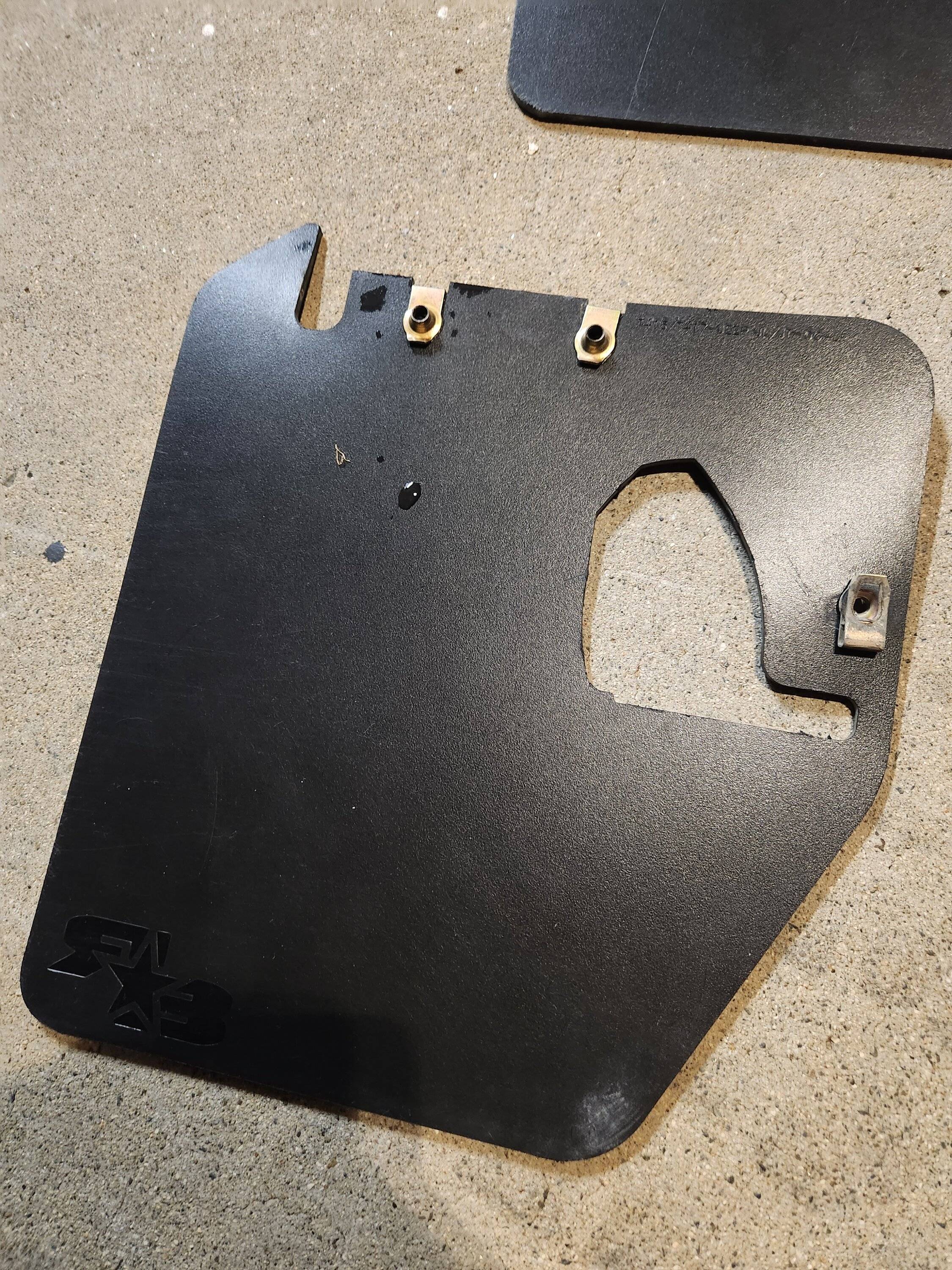 Jeep Wrangler JL Front/rear Rokblokz mud flaps 20230907_195901
