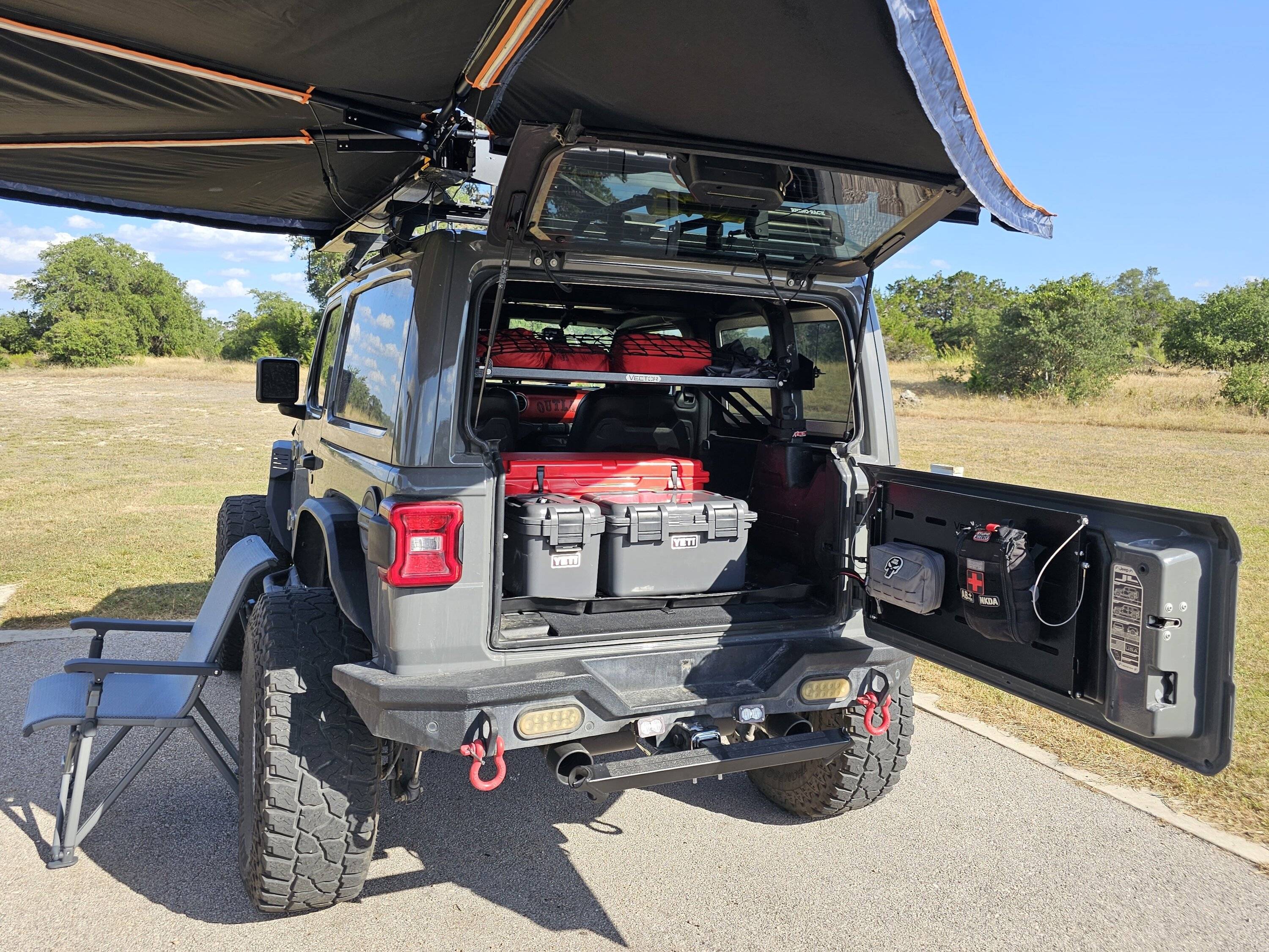 Jeep Wrangler JL Storage Boxes for Camping 20230708_175956