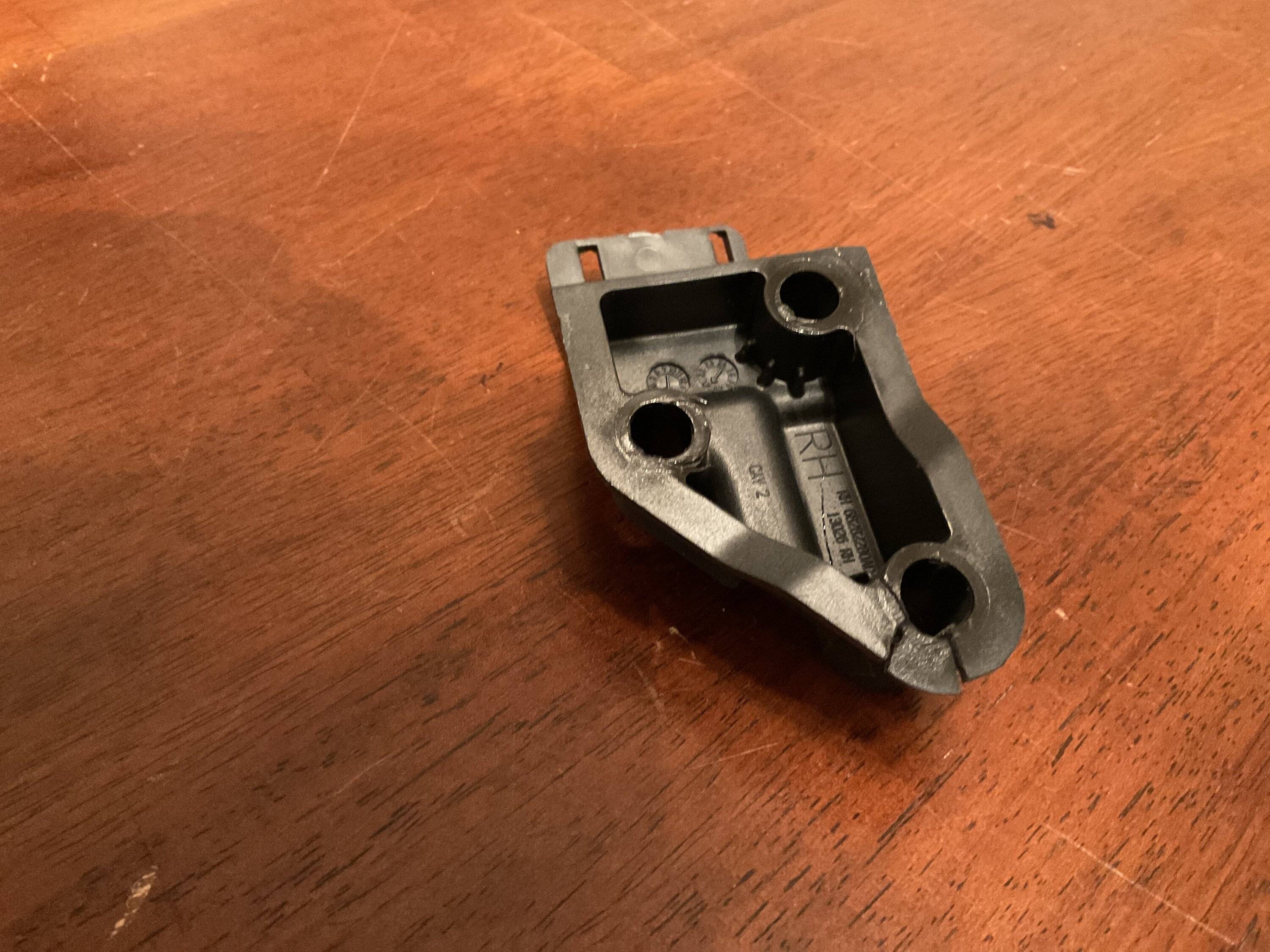 Jeep Wrangler JL Mirror smashed - Part Needed image