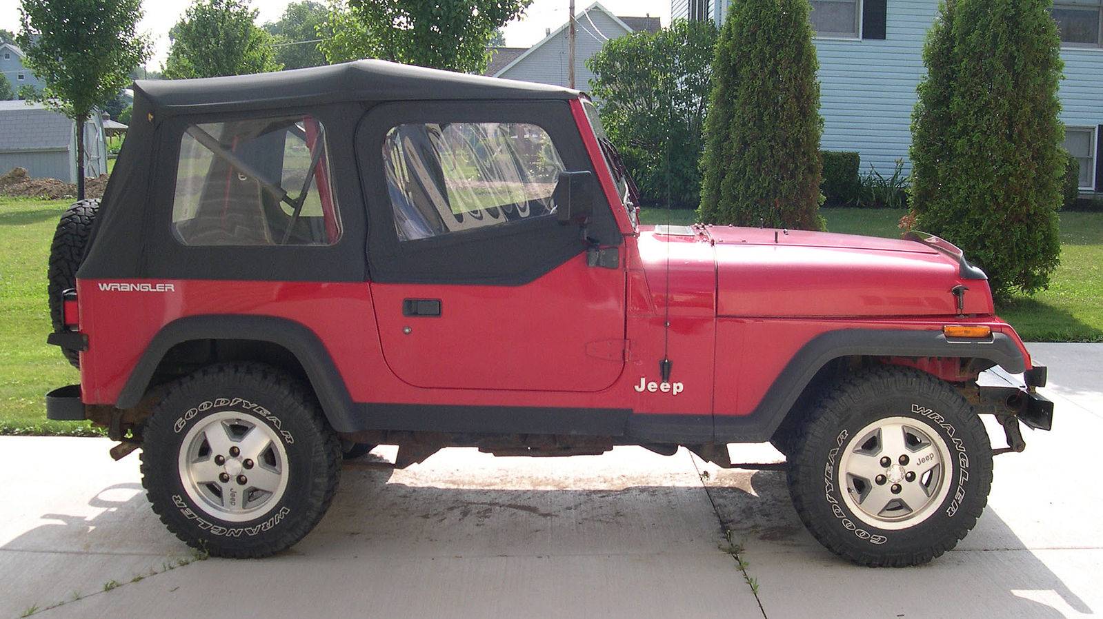 Jeep Wrangler JL Official: Hurricane Twin-Turbo 3.0 I-6 Coming for Jeep - HO with 510HP and 500 ft-lbs! 1599px-1992_Jeep_YJ_profil