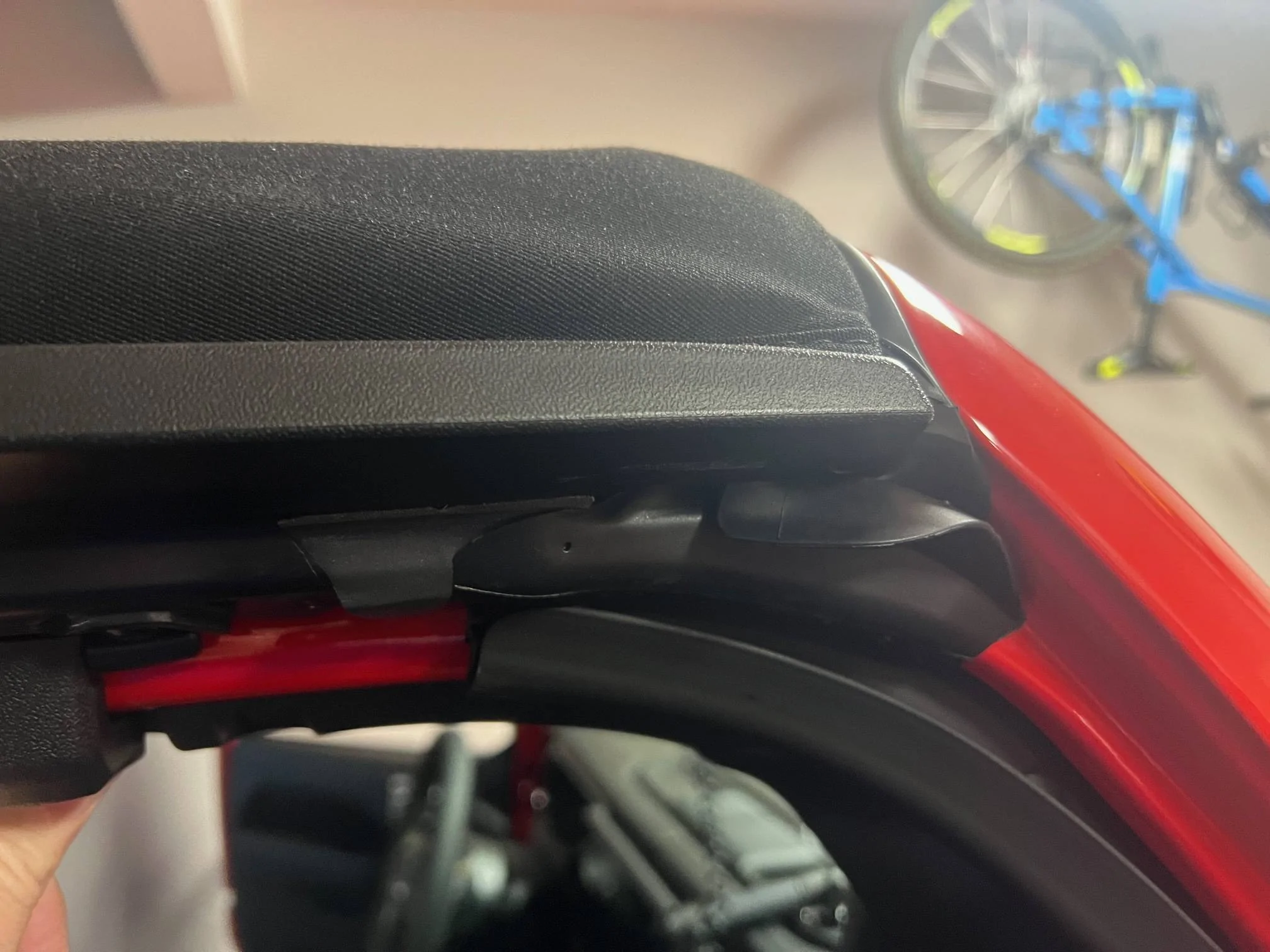 Jeep Wrangler JL Sunrider for Hardtop Seal Problem IMG_0996
