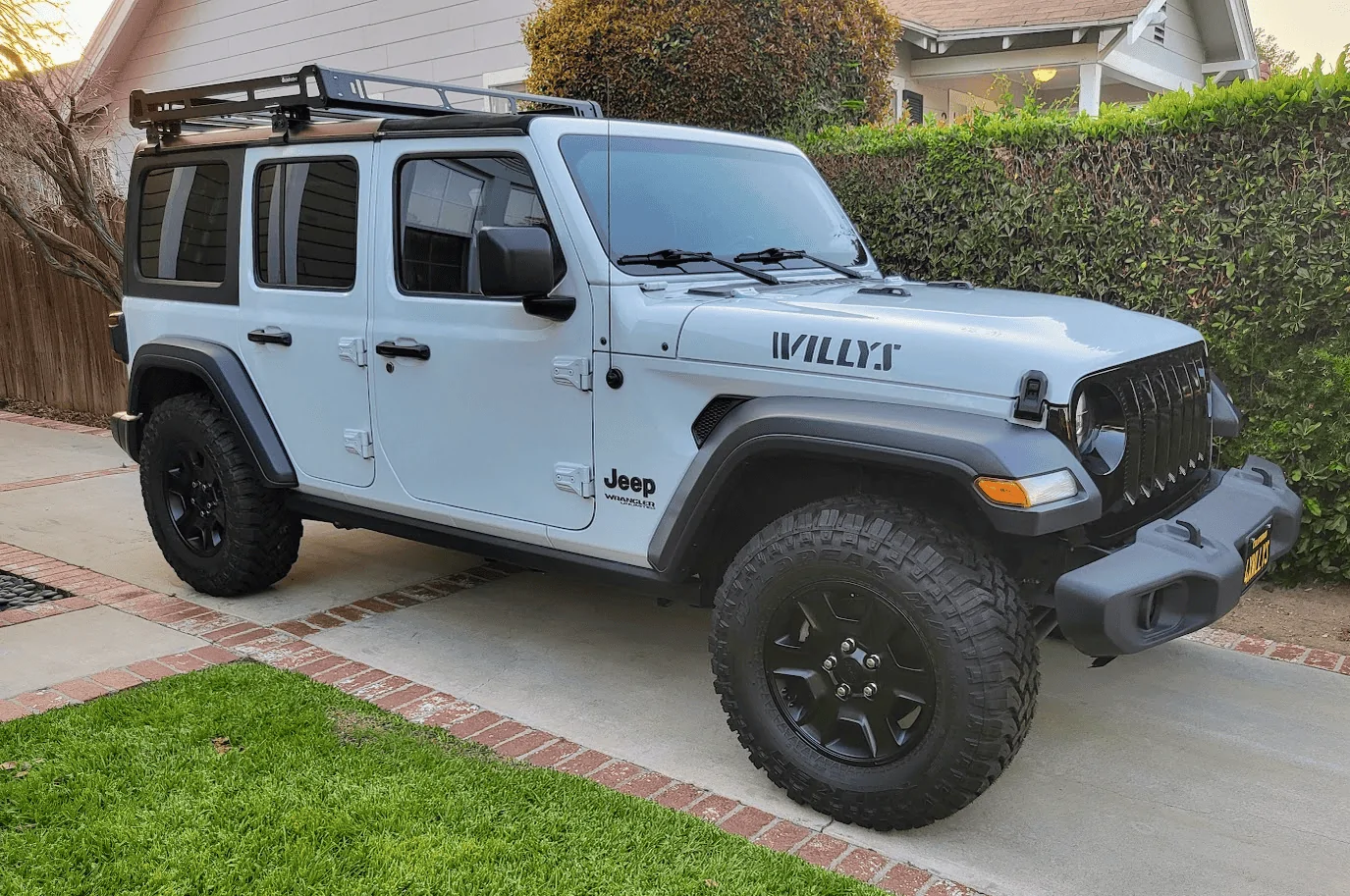 Jeep Wrangler JL Tires/Wheels Rubicon vs Gladiator 1694460340735