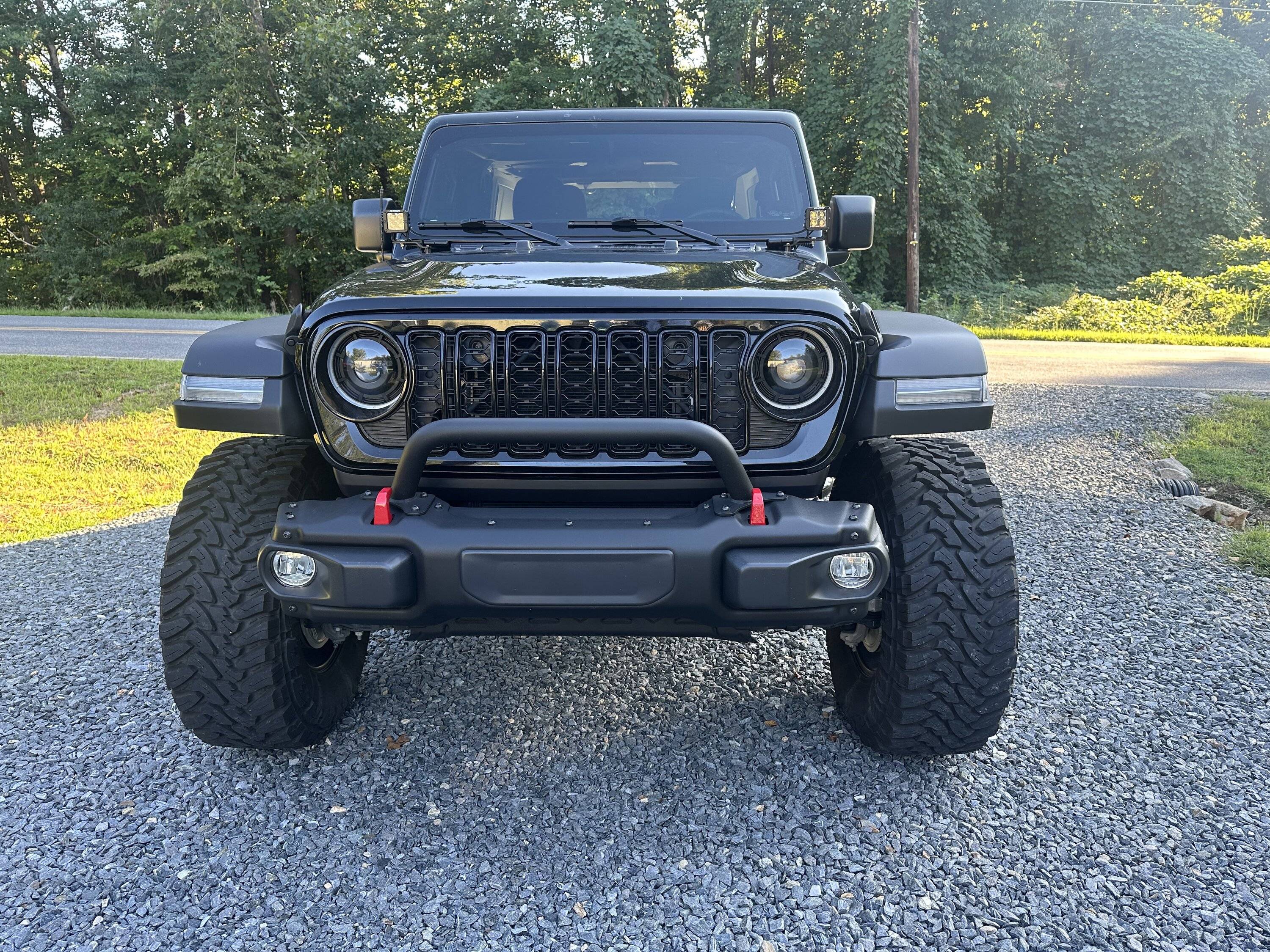 Jeep Wrangler JL 2024 Grille IMG_5591