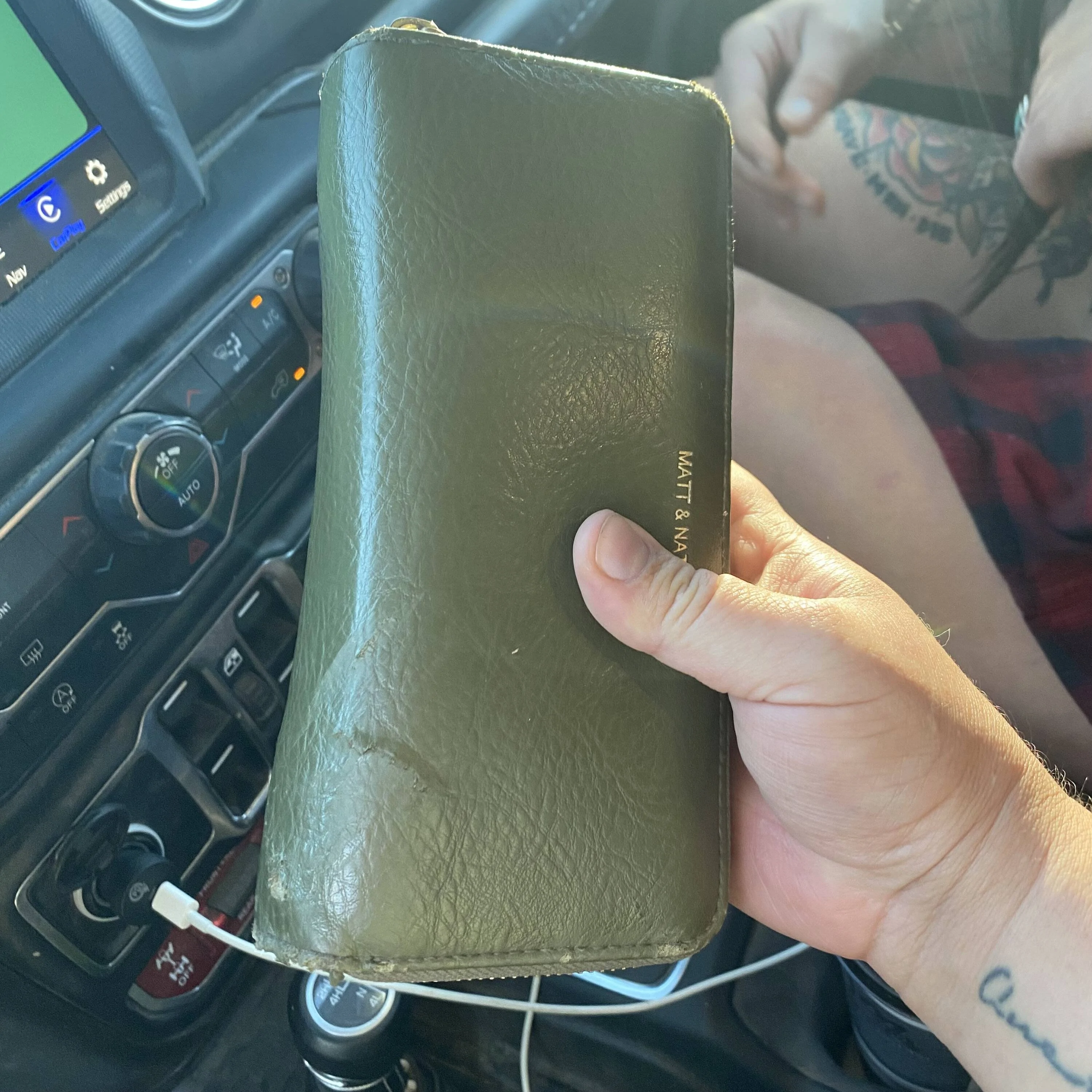 Jeep Wrangler JL BeeBee's Build Journey Found Wallet!!