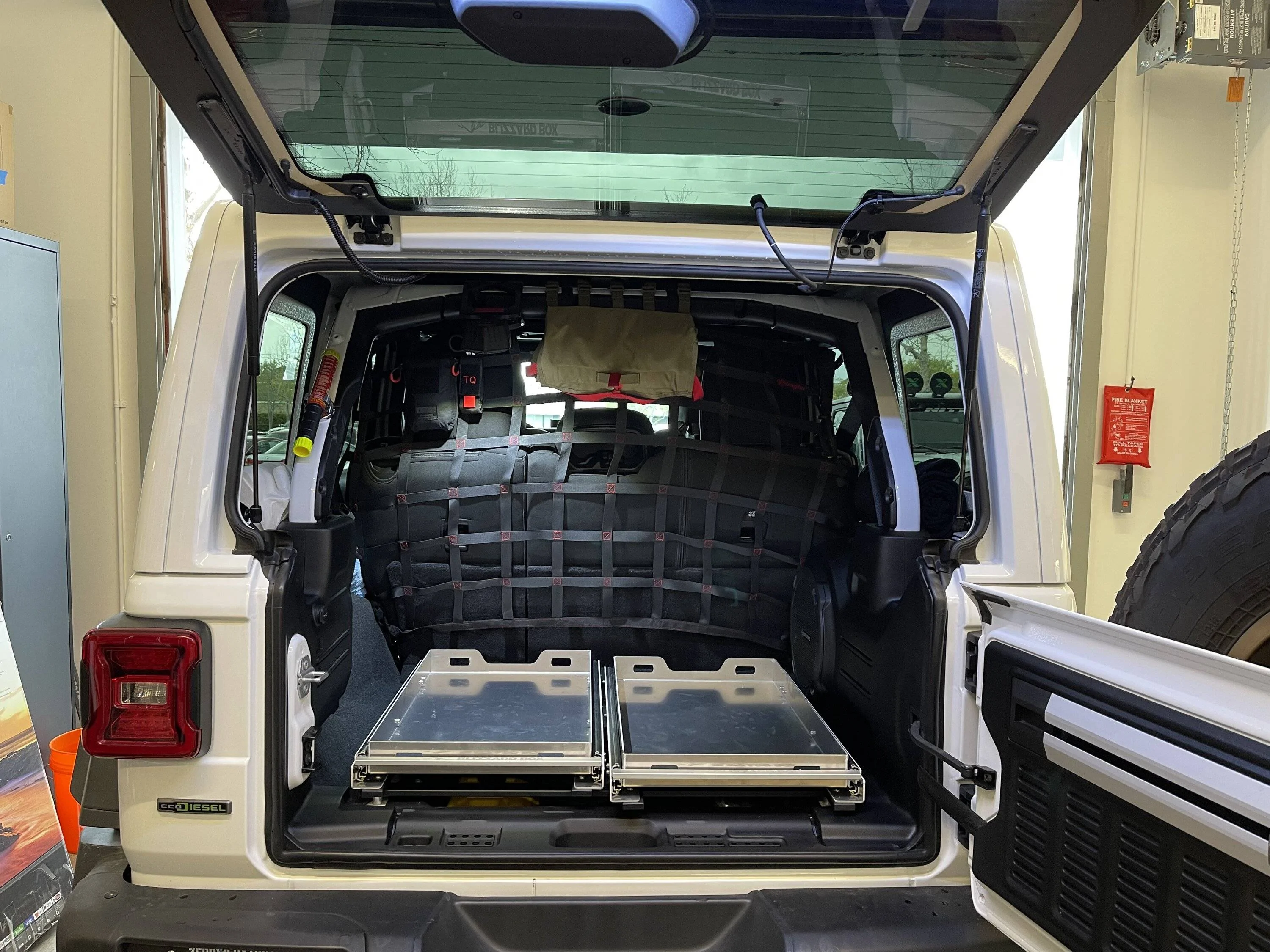 Jeep Wrangler JL Elbow Grease - '22 JLU Rubicon Ecodiesel IMG_4481