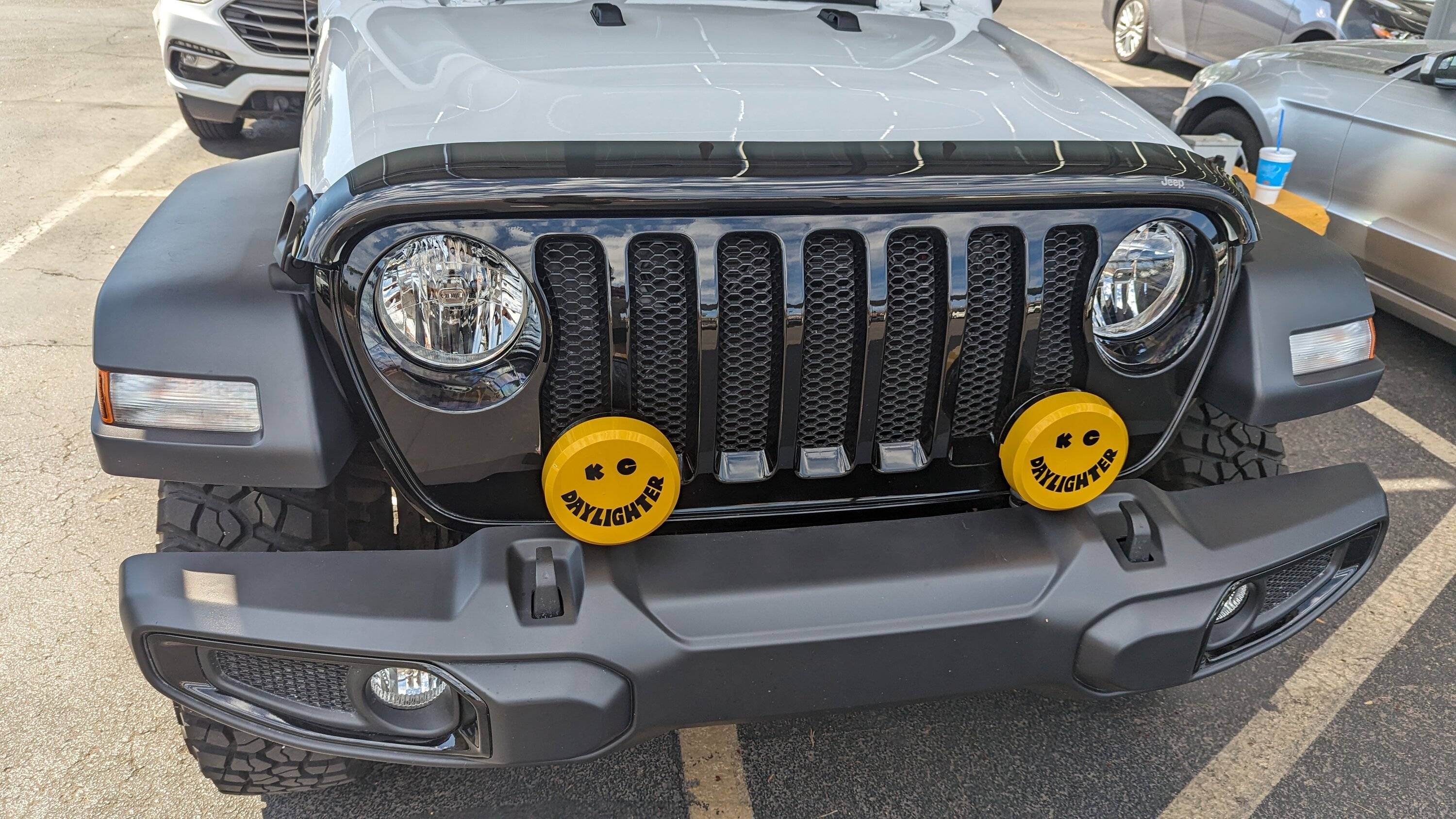 Jeep Wrangler JL KC HiLites Question PXL_20230911_172748226