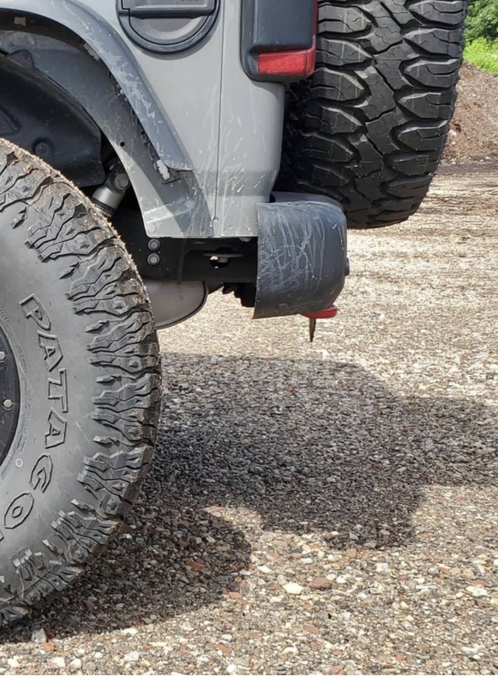 Jeep Wrangler JL OEM plastic JL bumper end cap options? IMG_0331