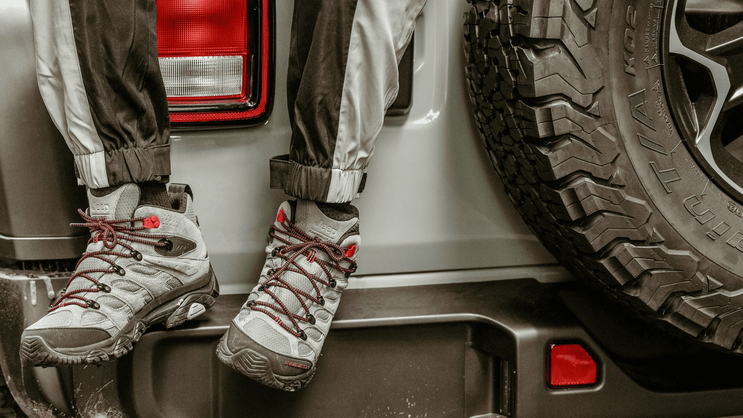 Jeep Wrangler JL Jeep and Merrell announce a limited-edition hiking boot and a Wrangler giveaway 1694998016428