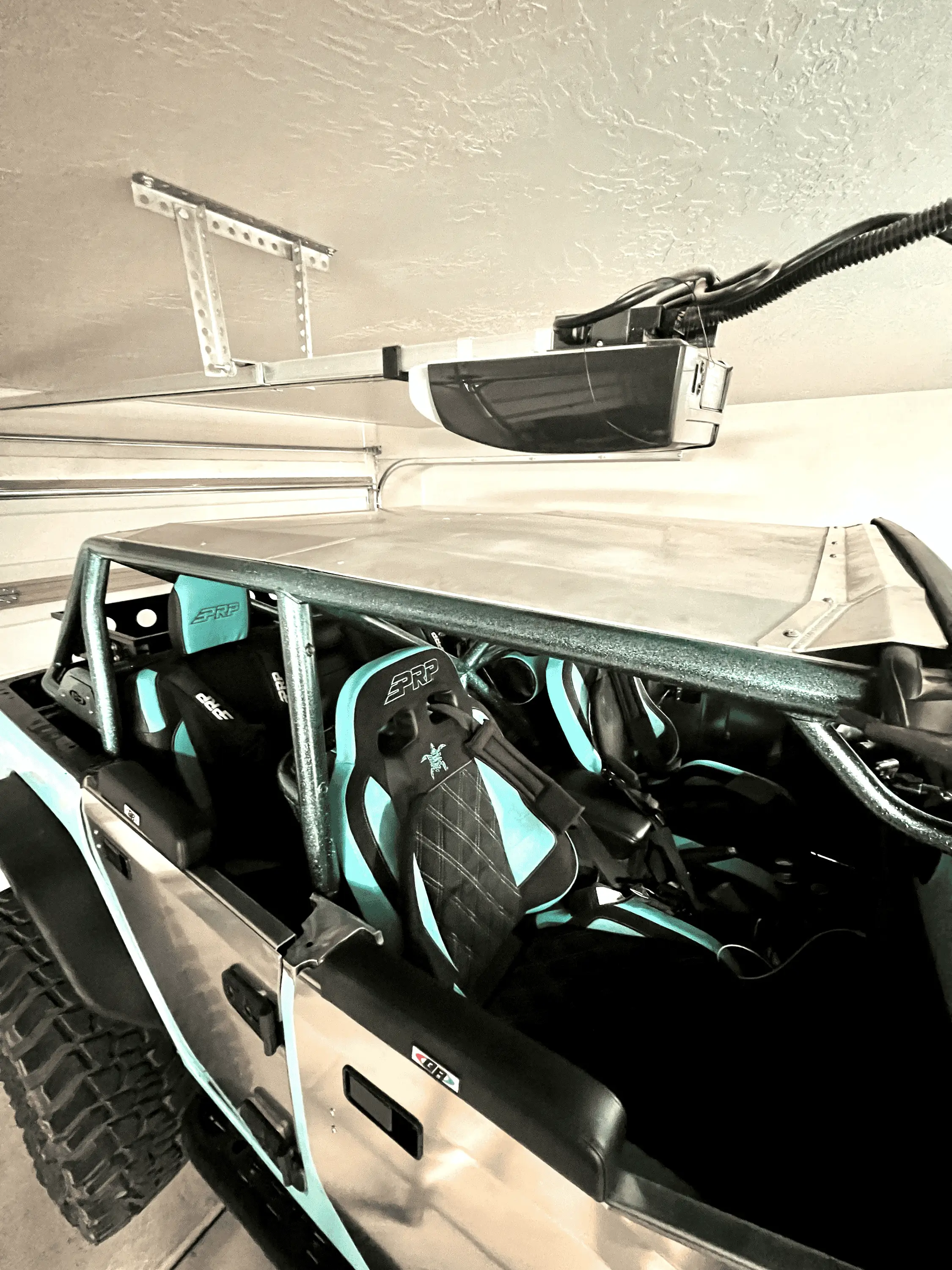 Jeep Wrangler JL GenRight Roll Cage Install tempImagesyBZ8I