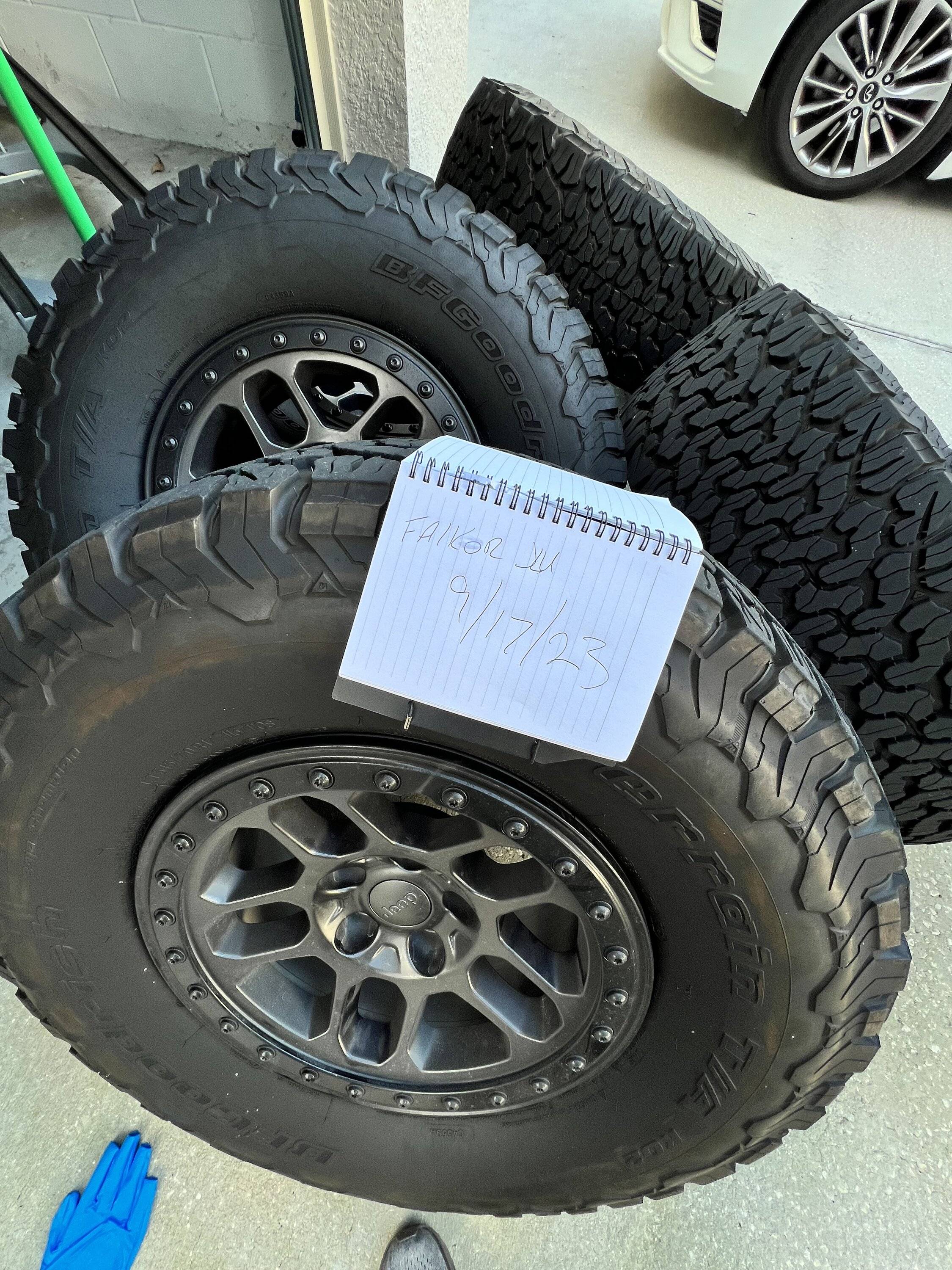 Jeep Wrangler JL 392 wheels/tires/TPMS IMG_5169