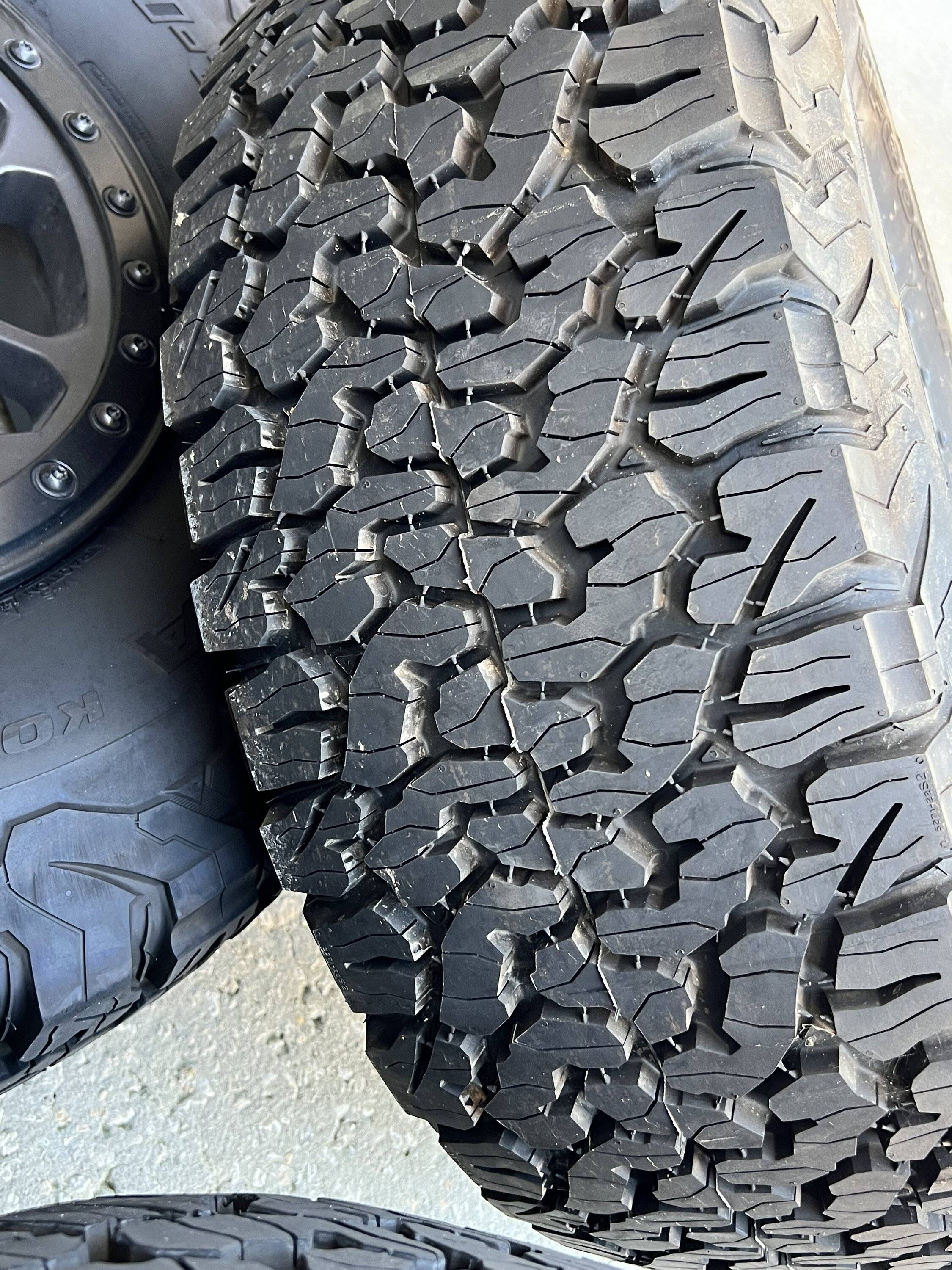Jeep Wrangler JL 392 wheels/tires/TPMS IMG_5162