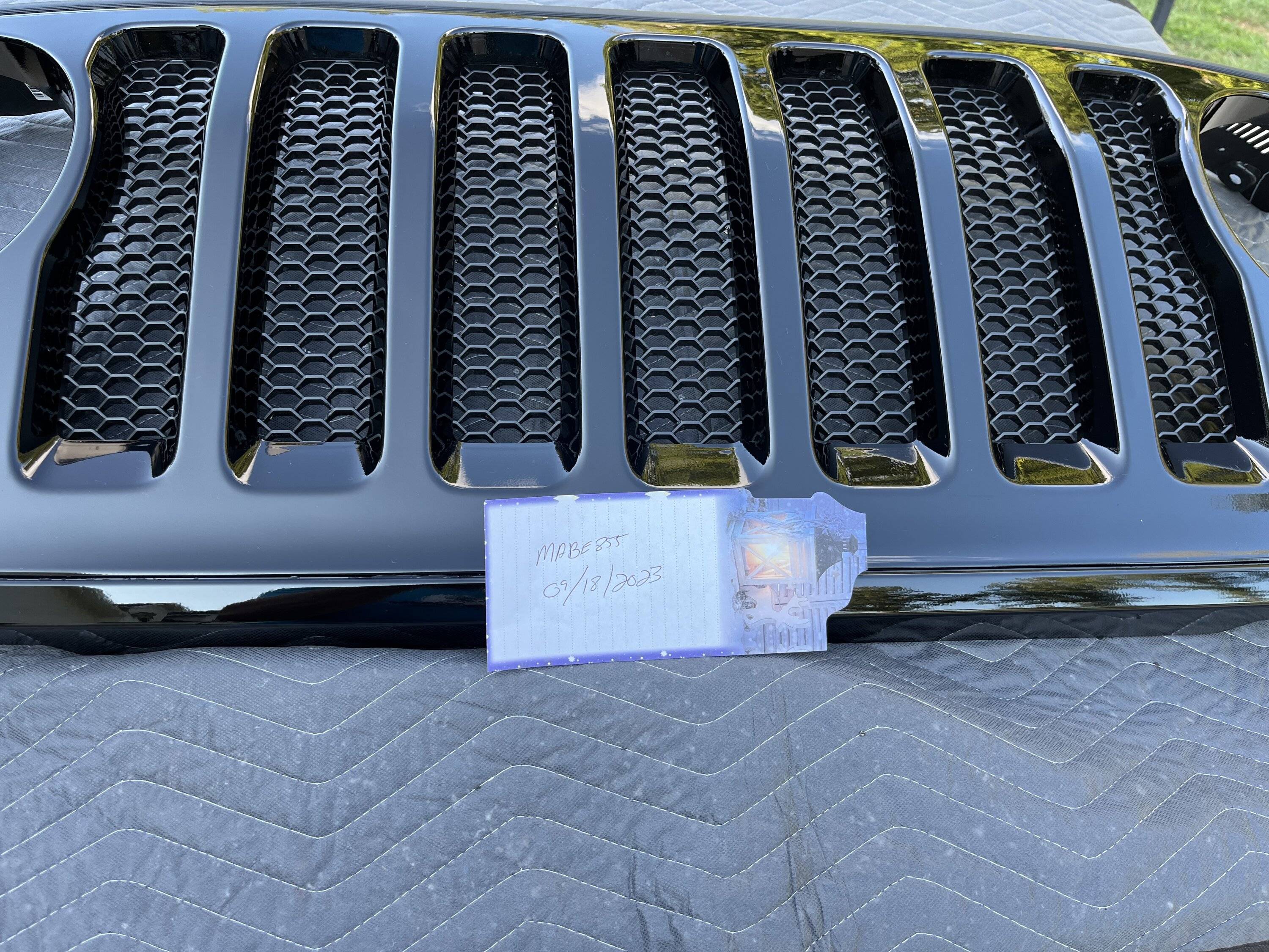 Jeep Wrangler JL 2023 Black Willys Grille $200 IMG_0072