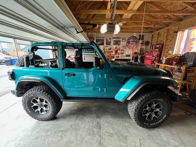 Jeep Wrangler JL Bikini Color differences IMG_7552