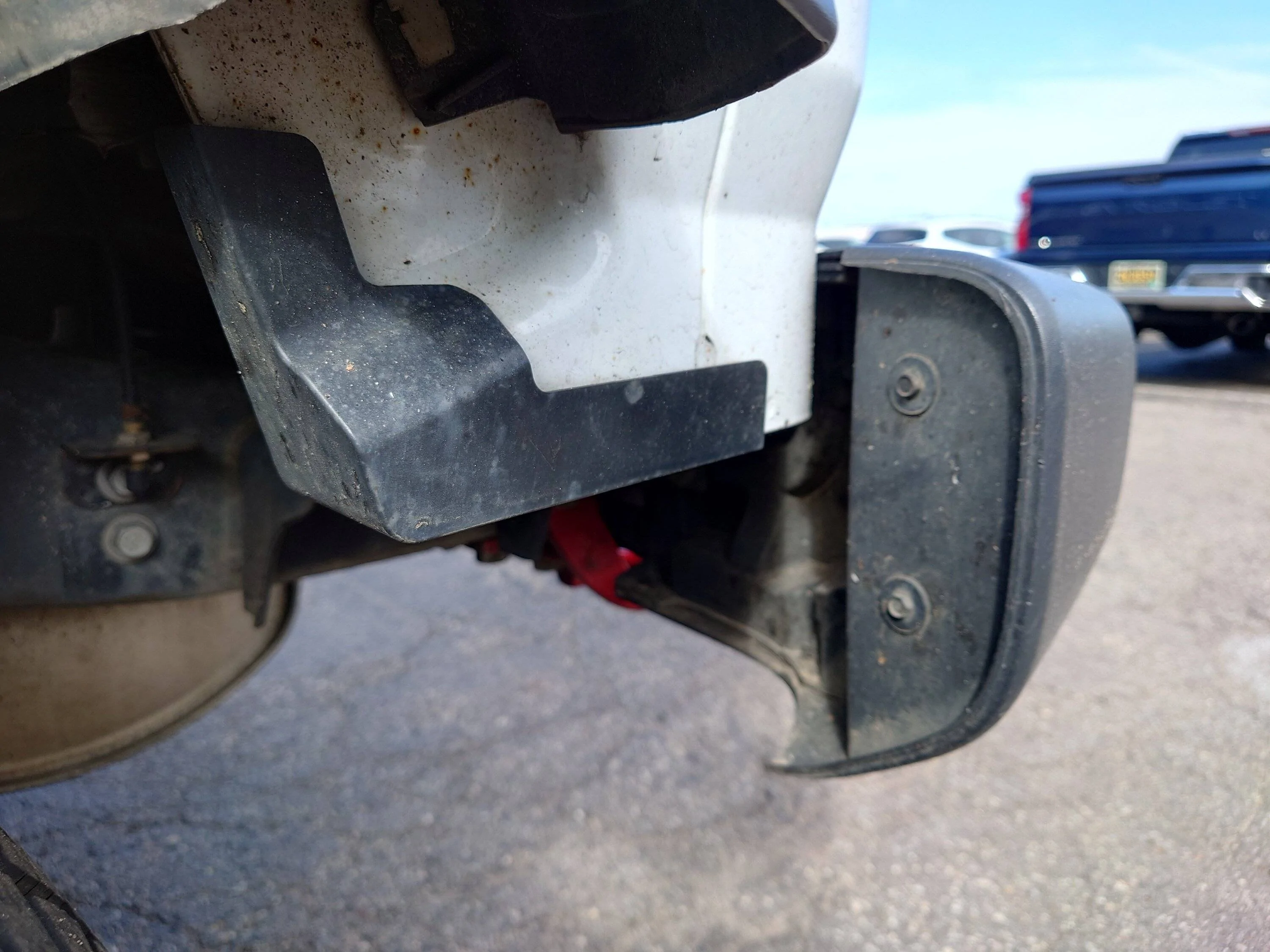 Jeep Wrangler JL OEM plastic JL bumper end cap options? 20230920_154730