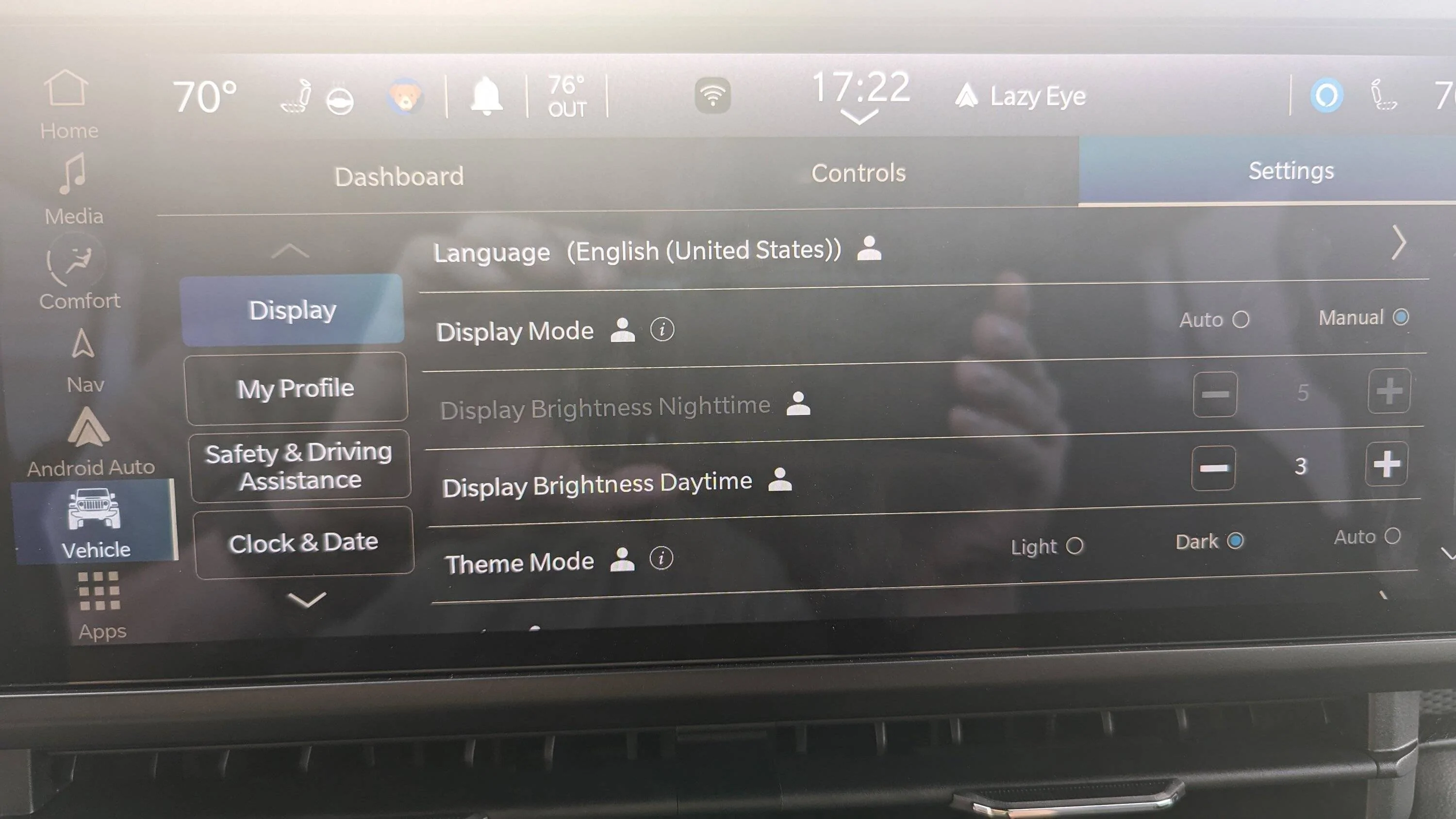 How To Dim Screen On Jeep Wrangler 2024: Easy Step-by-Step Guide