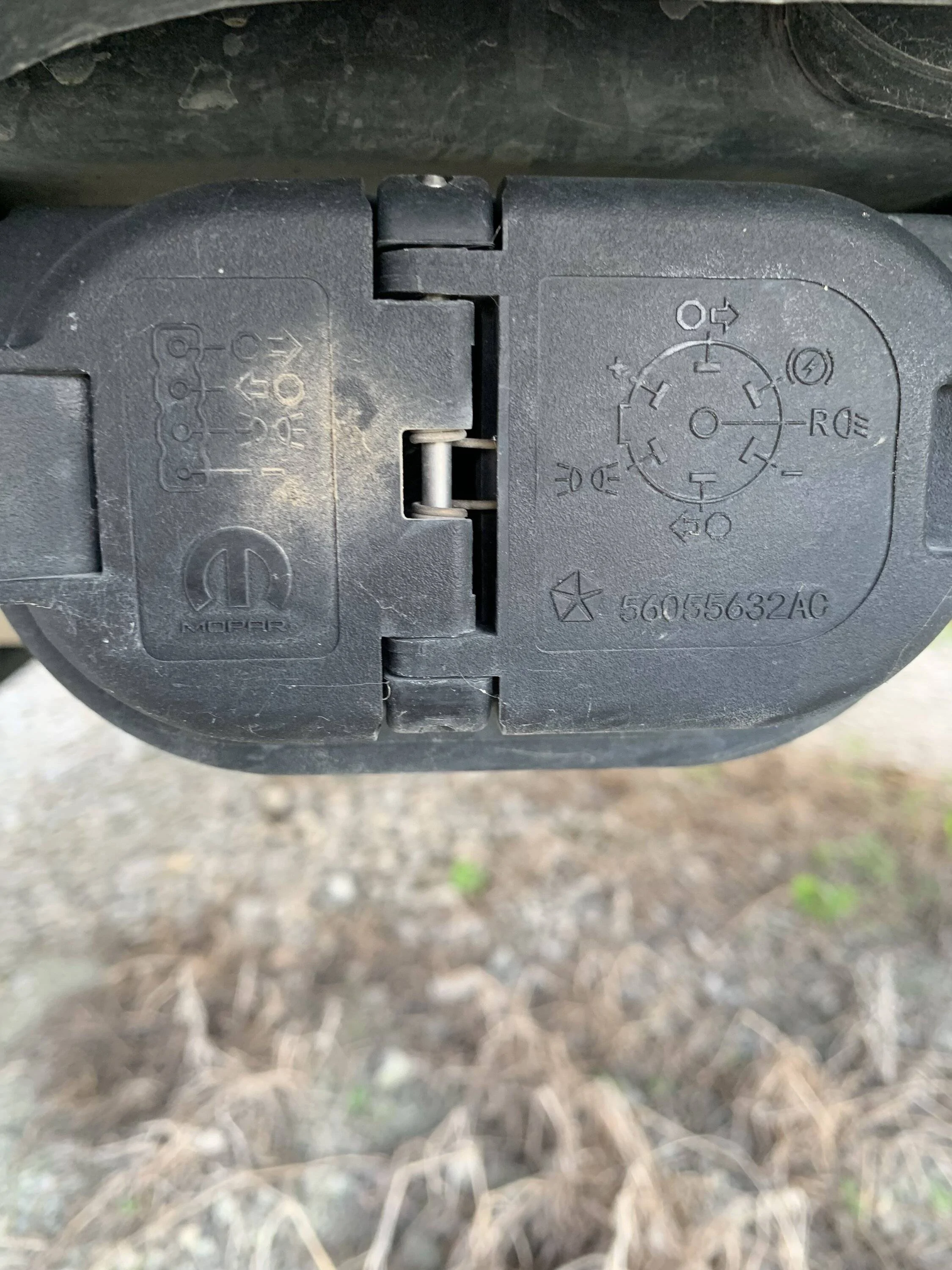 Jeep Wrangler JL brake controller install IMG_1681