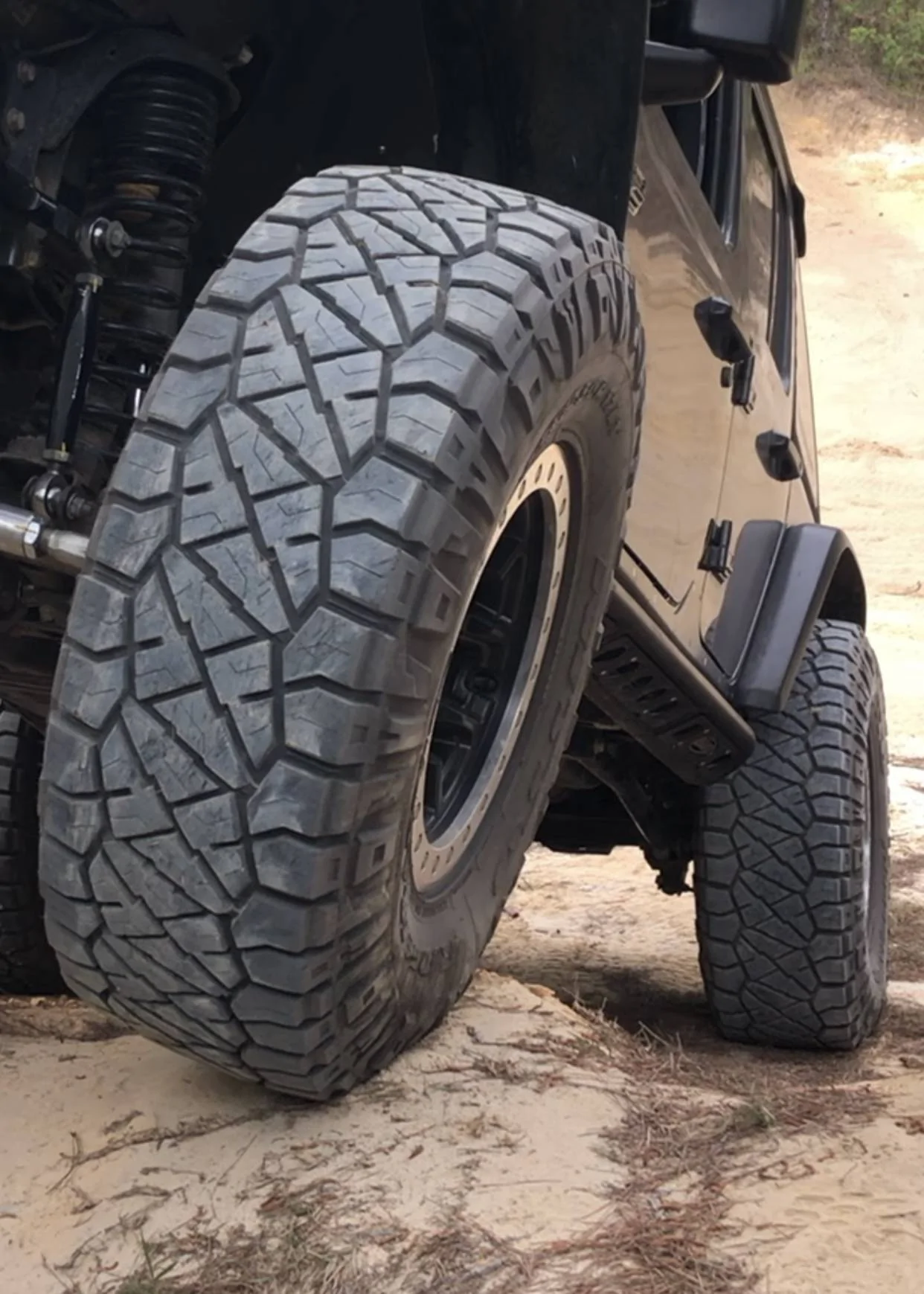 Jeep Wrangler JL Tire tread life? 2AA46935-ECFE-4A51-BD79-CC229109E5E6