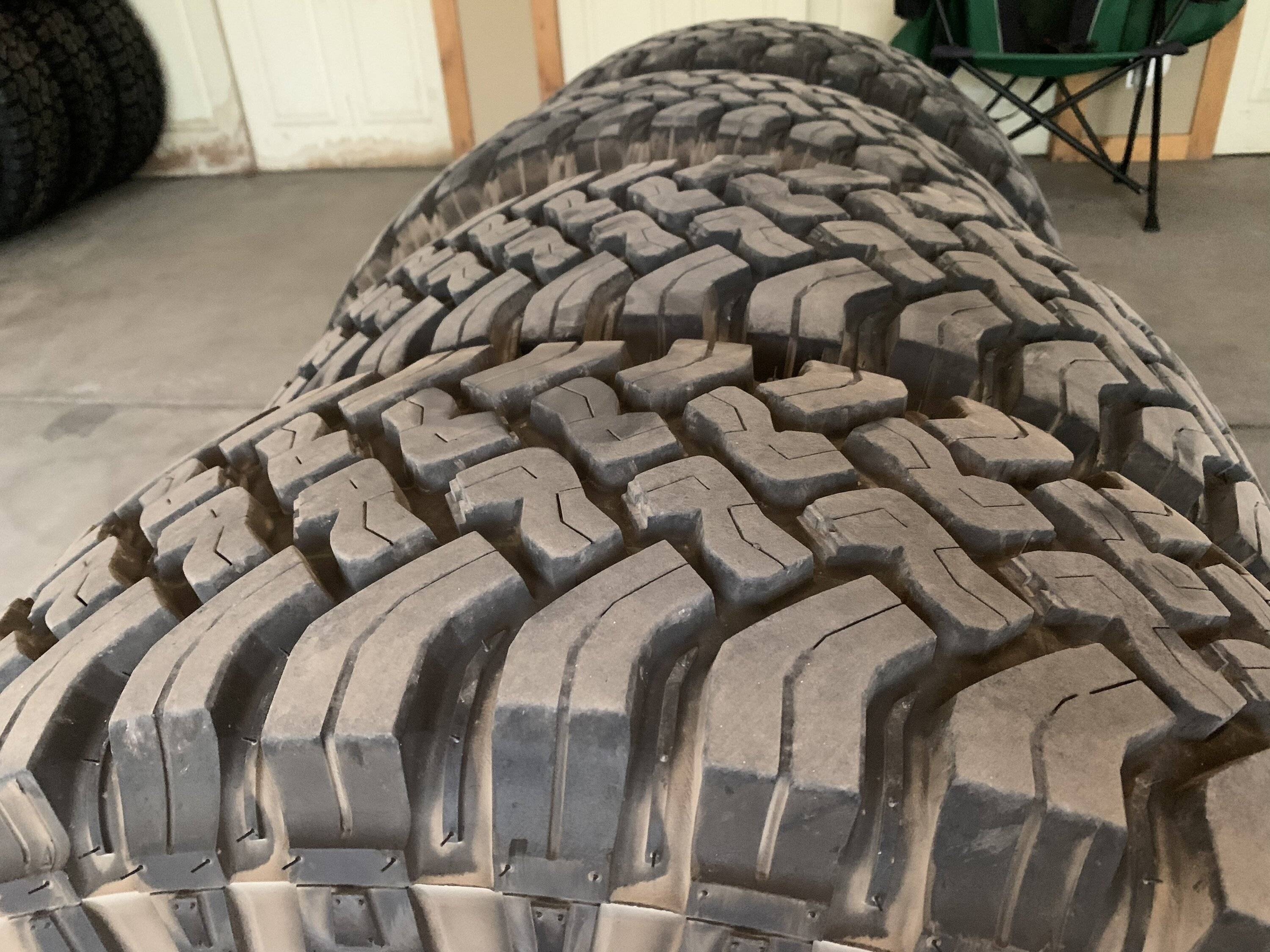 Jeep Wrangler JL (5) Rubicon take off tires/wheels E224E445-C6DA-4F11-8597-AFB7DC4F9480