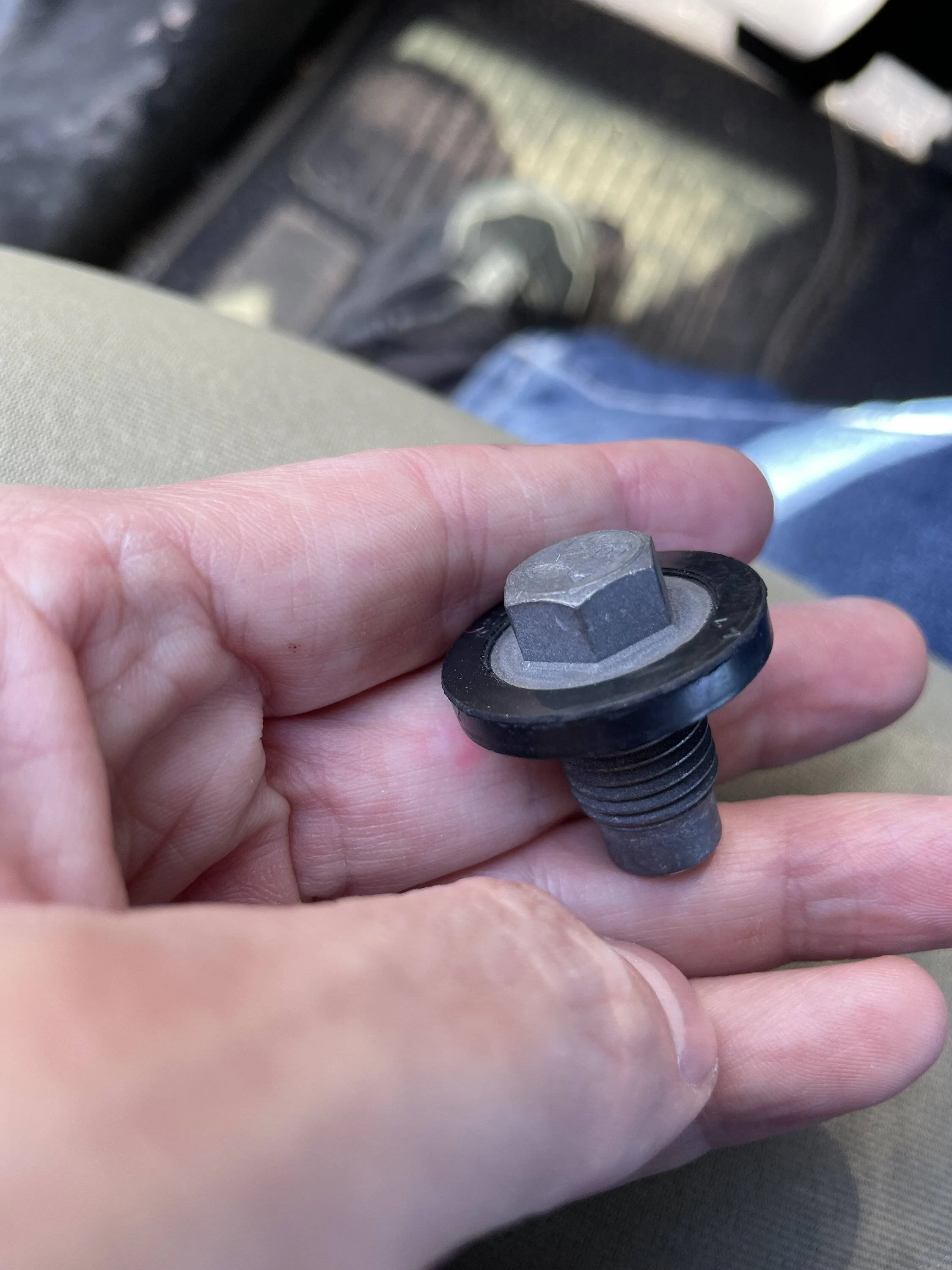Jeep Wrangler JL Lost a screw but from where? IMG_5242