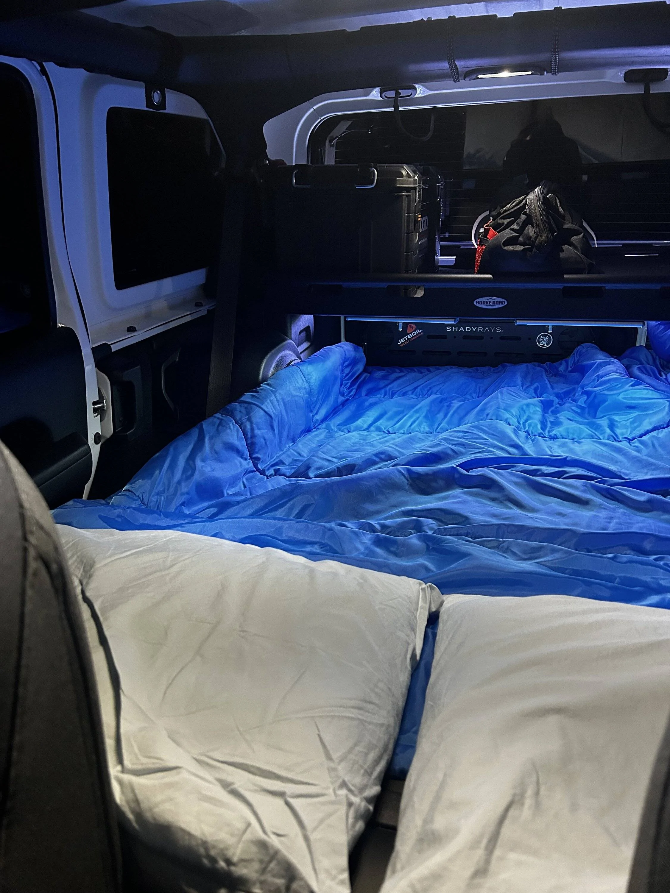 Jeep Wrangler JL Sleeping in JLU IMG_0595
