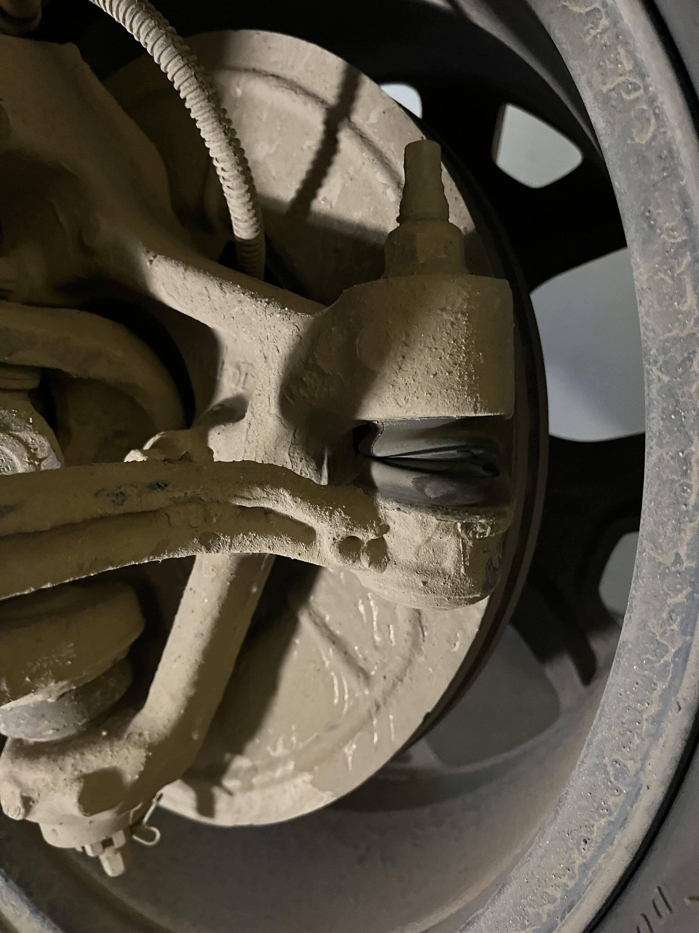 Jeep Wrangler JL Tie rod/stabilizer clamp hitting differential after wheeling? IMG_0861
