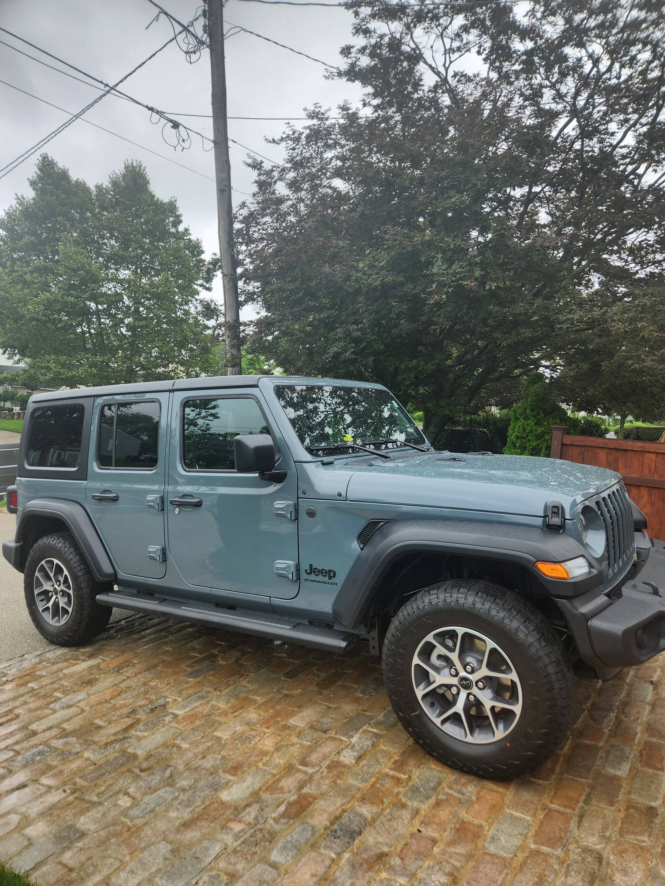 Jeep Wrangler JL How Can We Help? 20230716_132428