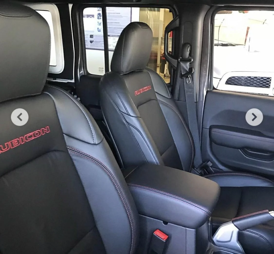 Jeep Wrangler JL Premium cloth or leather CCBFB26C-65F5-406E-AAF9-3A3C6D807B1C