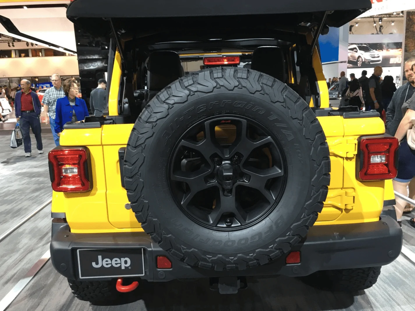 Jeep Wrangler JL standard and optional rubicon rims upload_2018-1-4_13-1-58