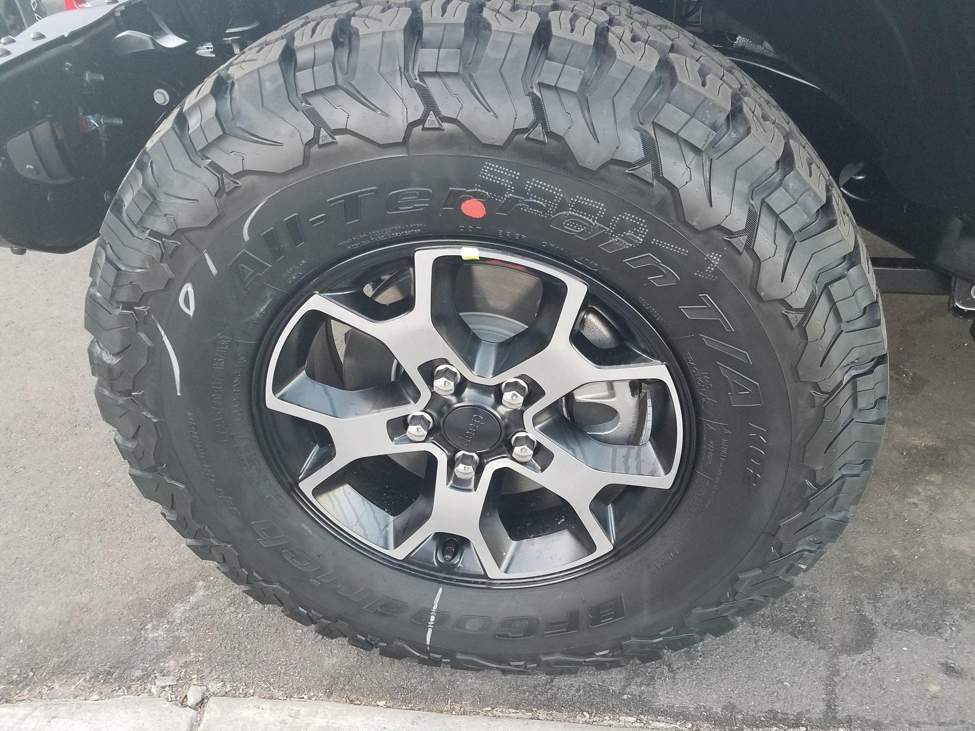 Jeep Wrangler JL Confirmed JL Dealership Arrivals 20180105_163301