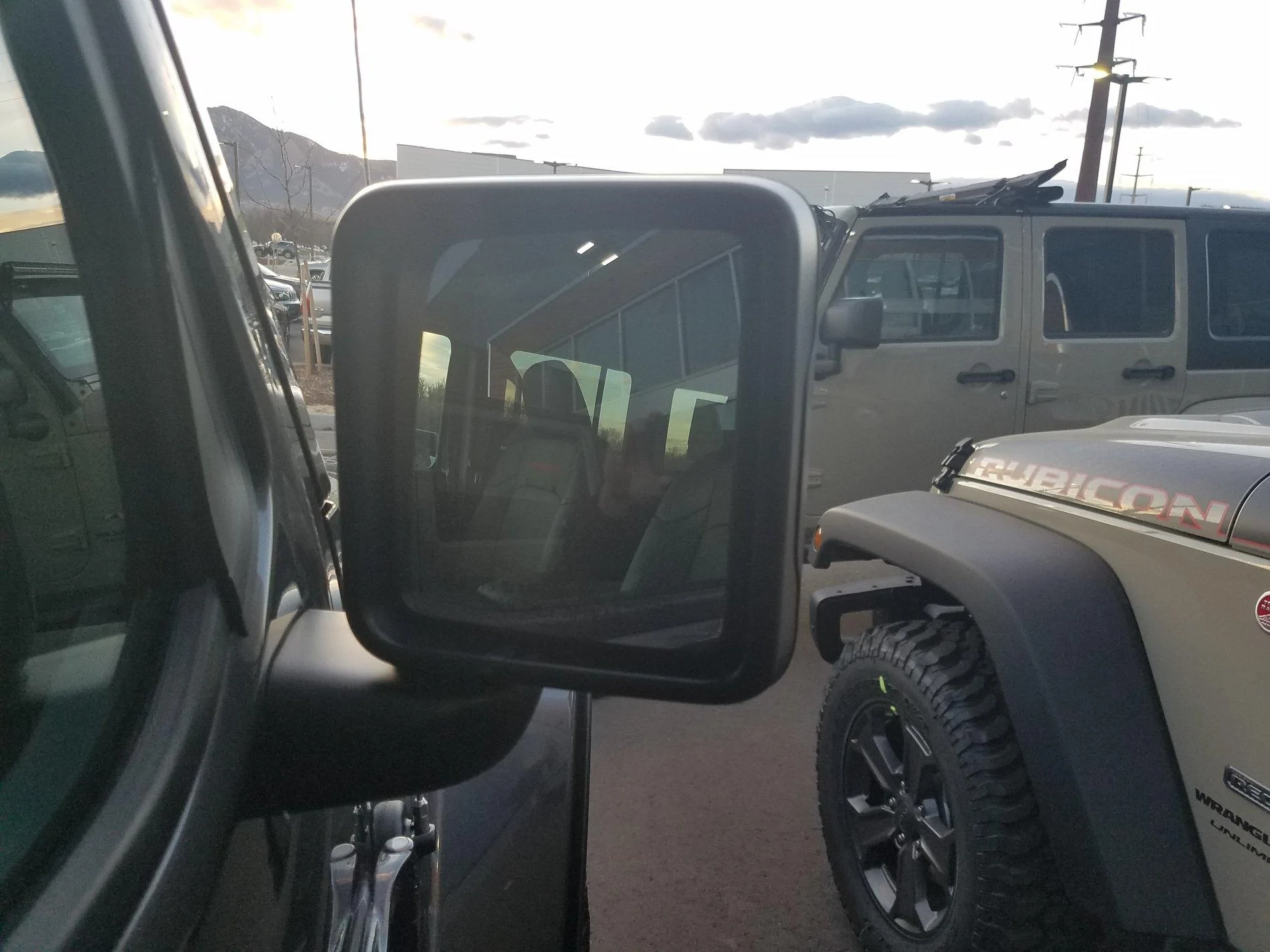 Jeep Wrangler JL Confirmed JL Dealership Arrivals 20180105_163528