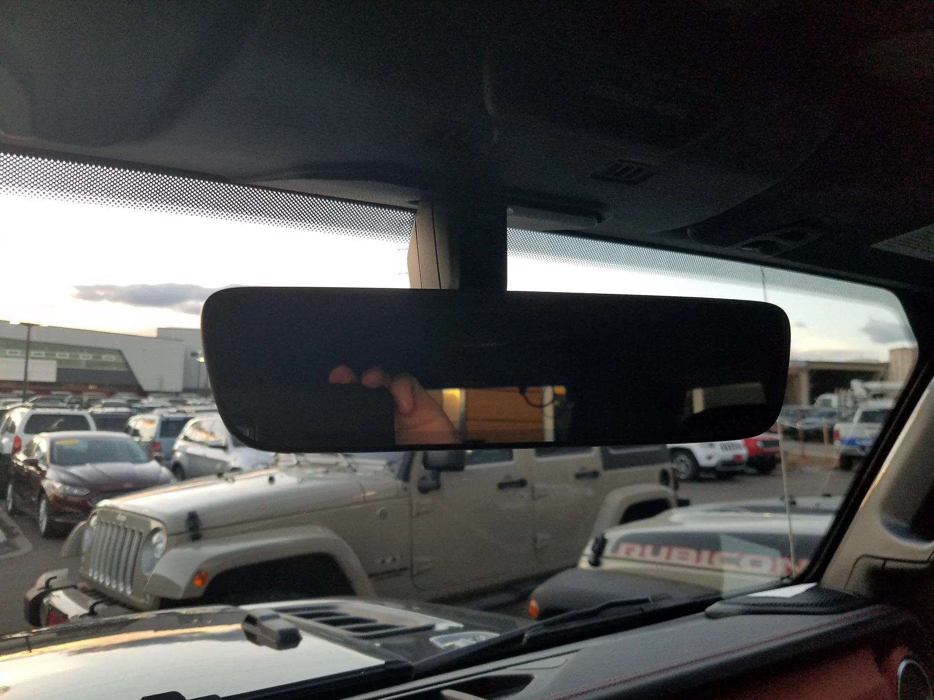 Jeep Wrangler JL Confirmed JL Dealership Arrivals 20180105_164239