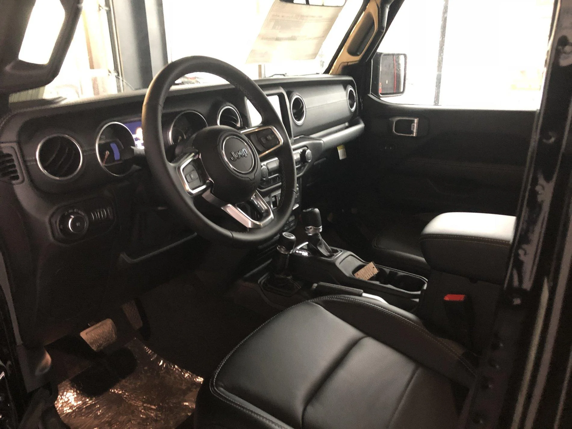 Jeep Wrangler JL Confirmed JL Dealership Arrivals 99641A55-45F4-43F5-802D-79D95E399BA9