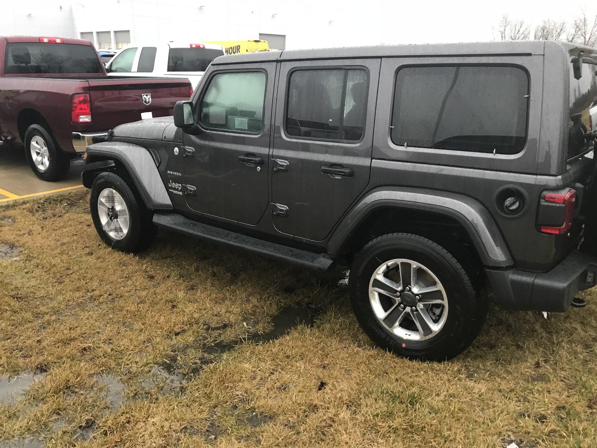 Jeep Wrangler JL Confirmed JL Dealership Arrivals 5B65BBA1-1D2B-406C-AB81-CF0506070432