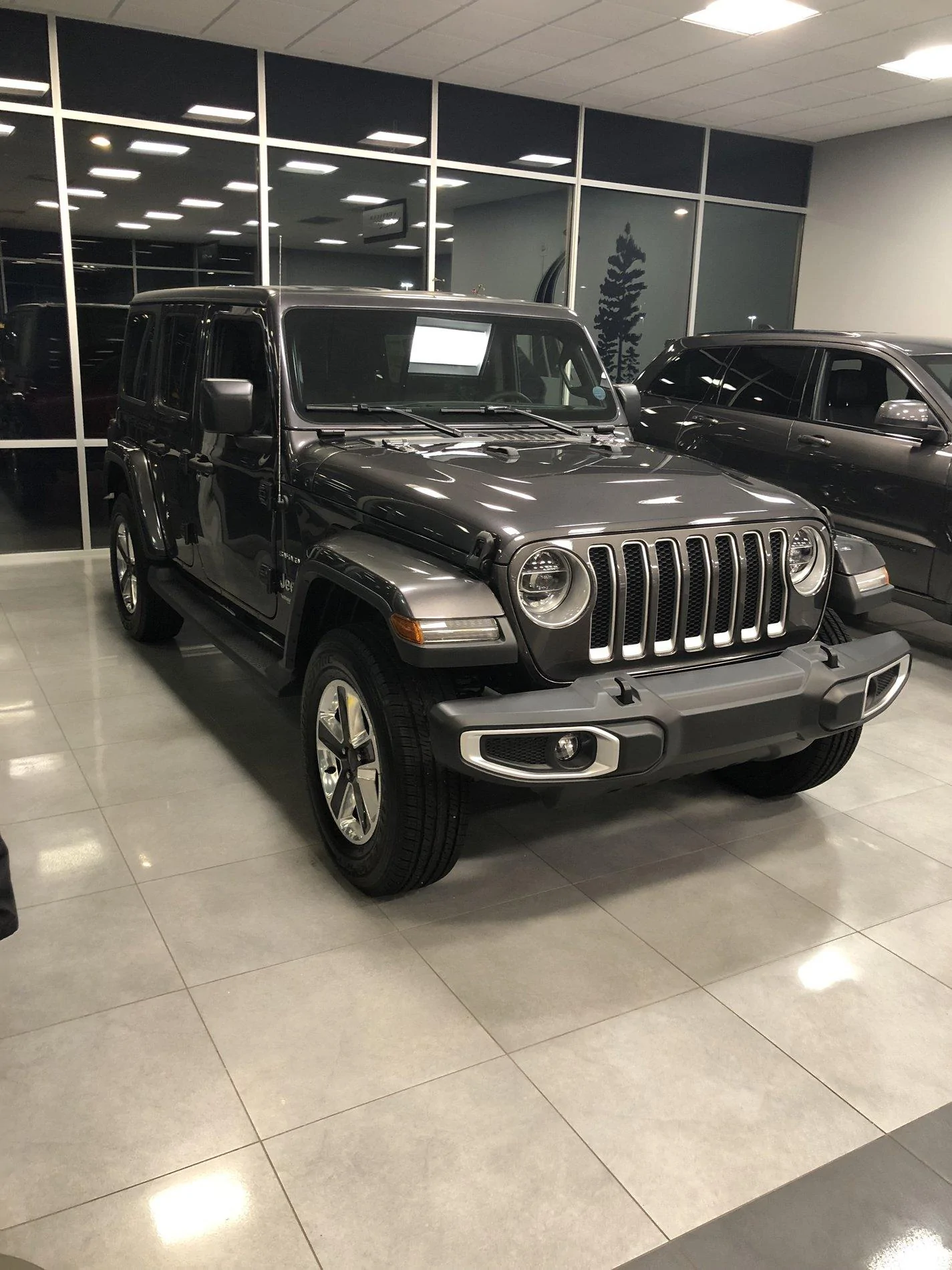 Jeep Wrangler JL GRANITE CRYSTAL METALLIC Wrangler JL Club 7155935E-0228-456E-9E45-B4528339AACF
