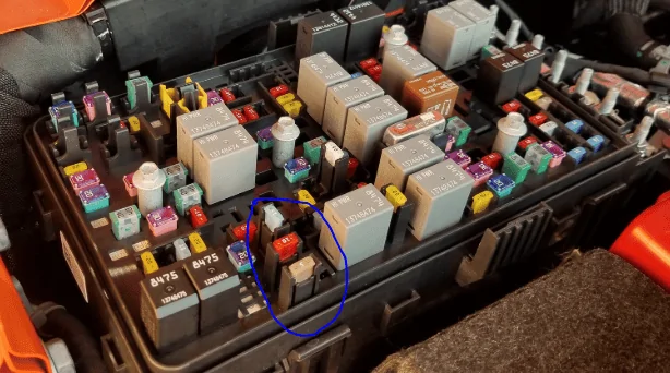 Jeep Wrangler JL Check your fuses upload_2018-8-22_14-0-16