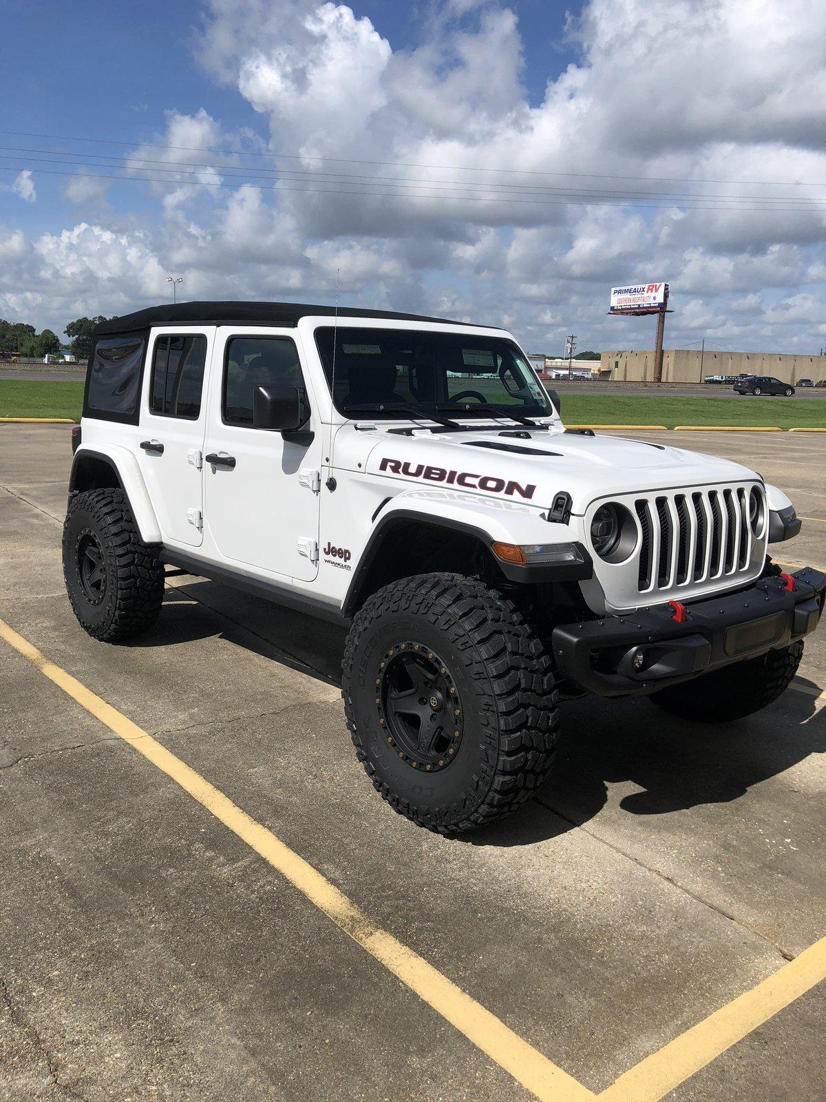 Jeep Wrangler JL JL Rubicon Bright White Owners Please Post Pics w/ Aftermarket wheels & Tires 4D4E04FA-FE2B-4A23-B9CA-640EC54546E5