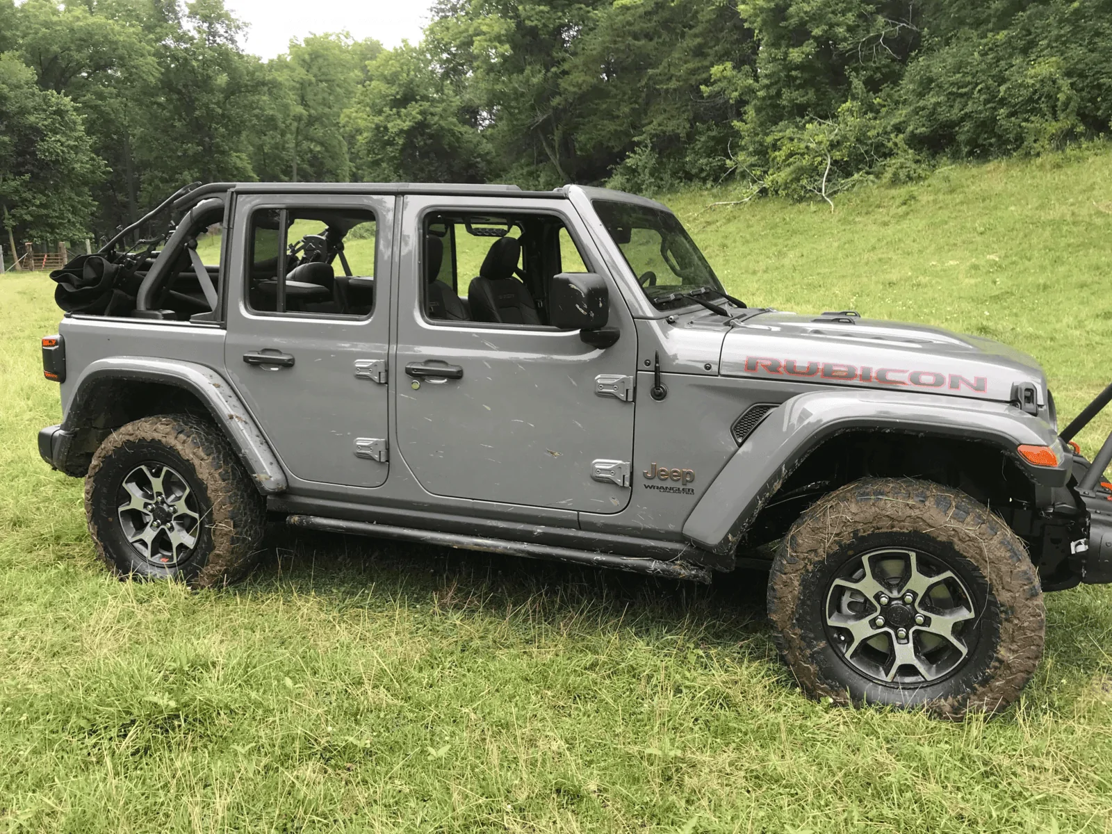 Jeep Wrangler JL Rock the Stock thread Sting Gray mud2