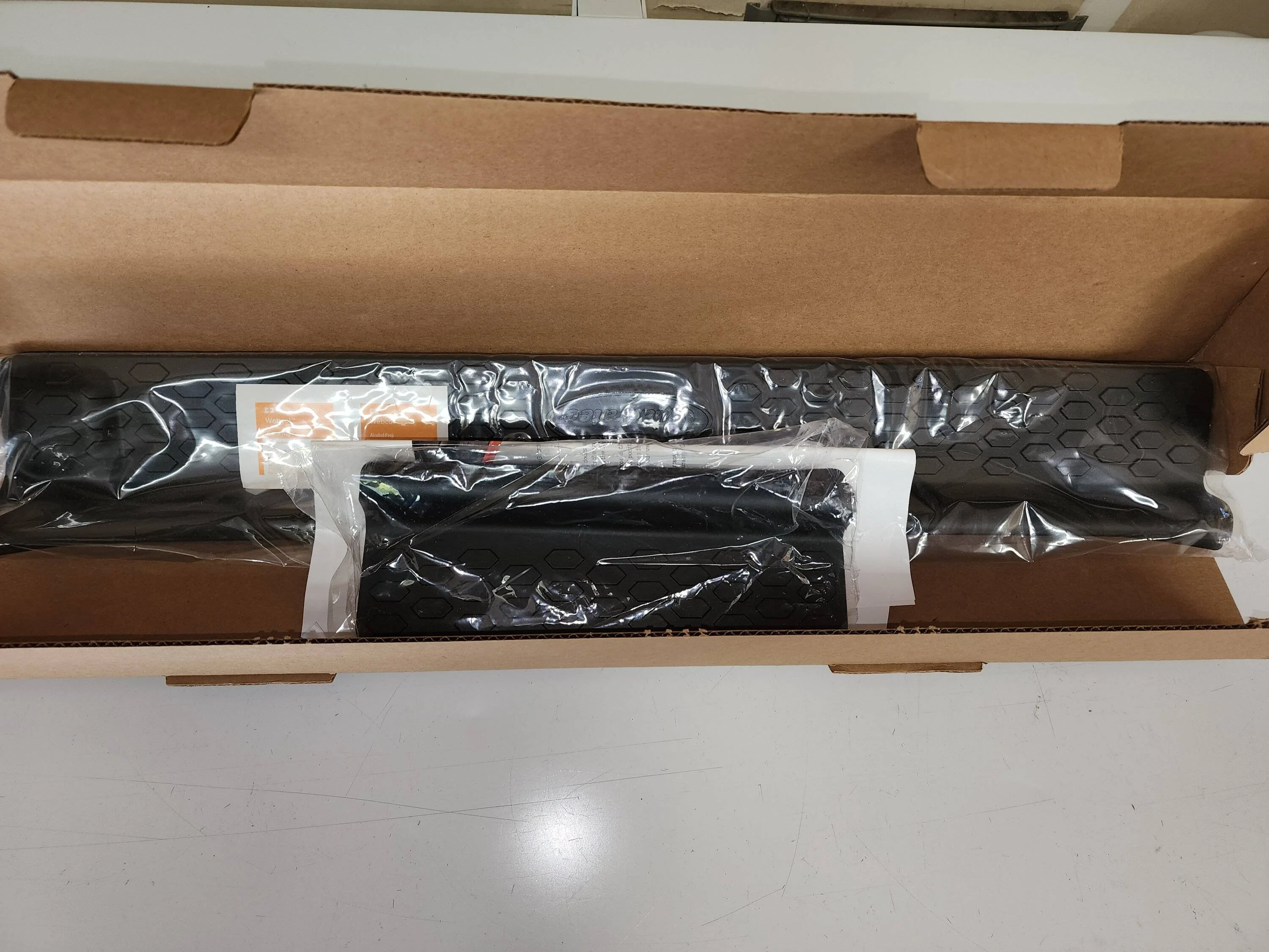 Jeep Wrangler JL NIB Quadratec Custom Fit Entry Guards (JLU) 20230929_090905