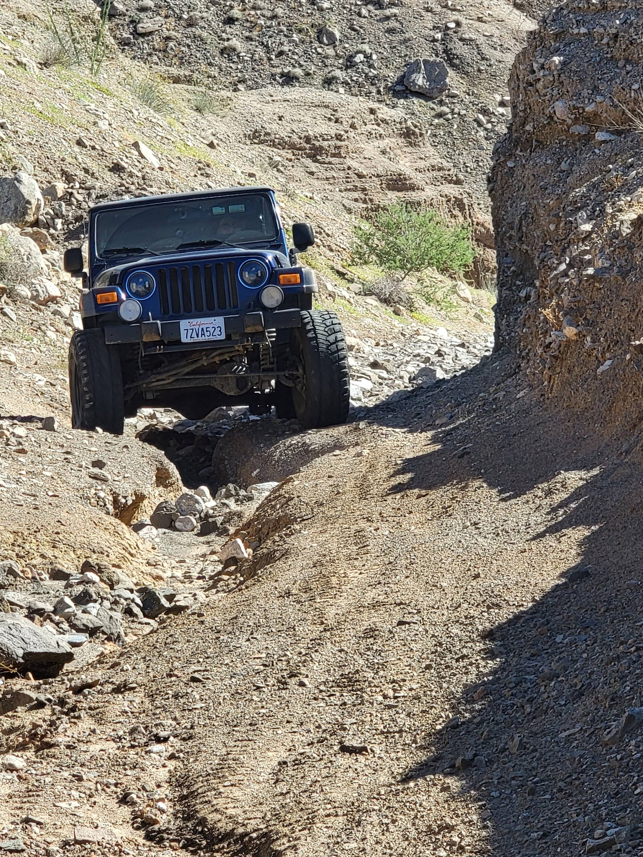 Jeep Wrangler JL Carizzo Mountain conditions 20230930_100438