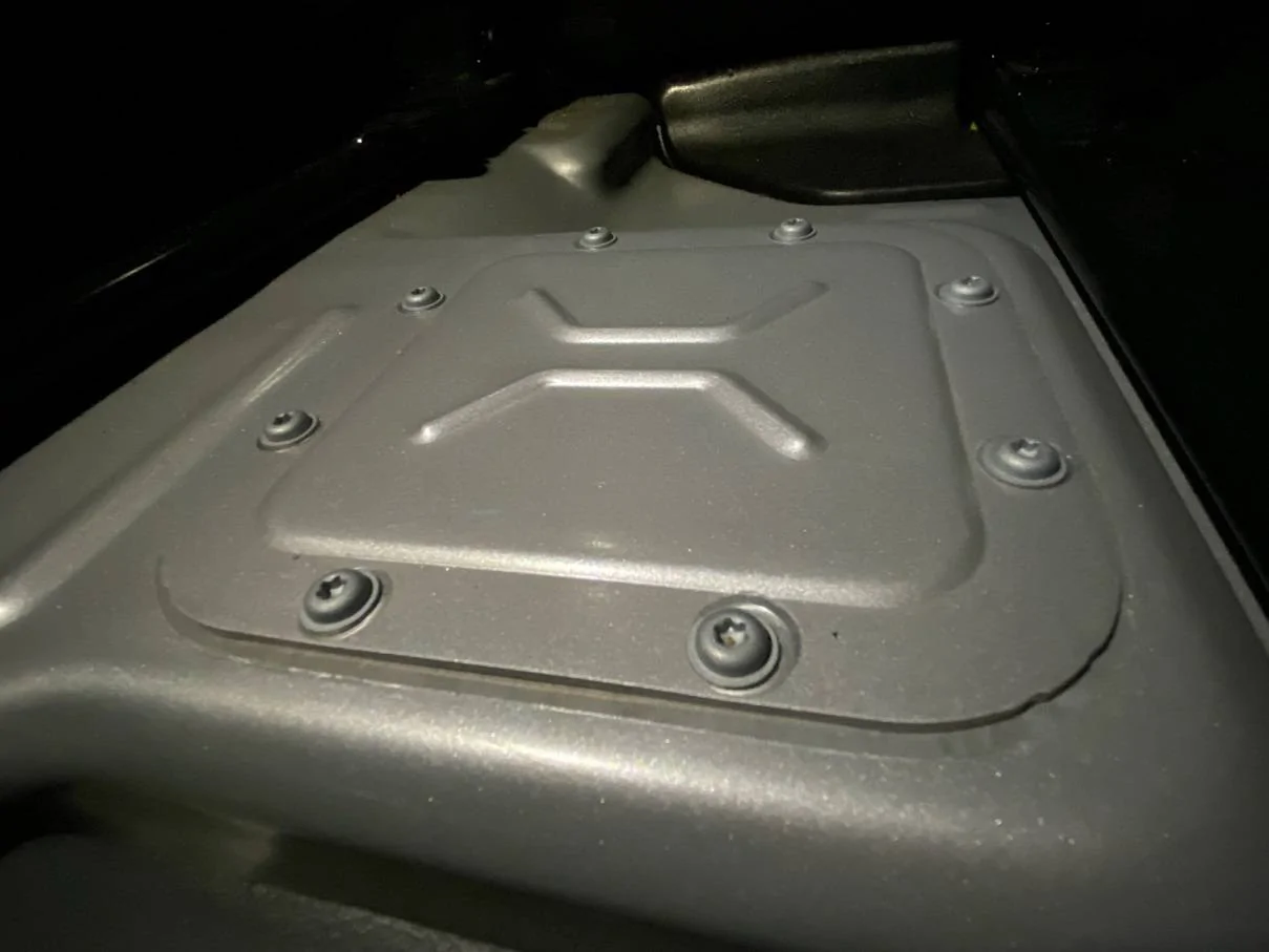 Jeep Wrangler JL Lithium Battery Service Cover battery cover 2