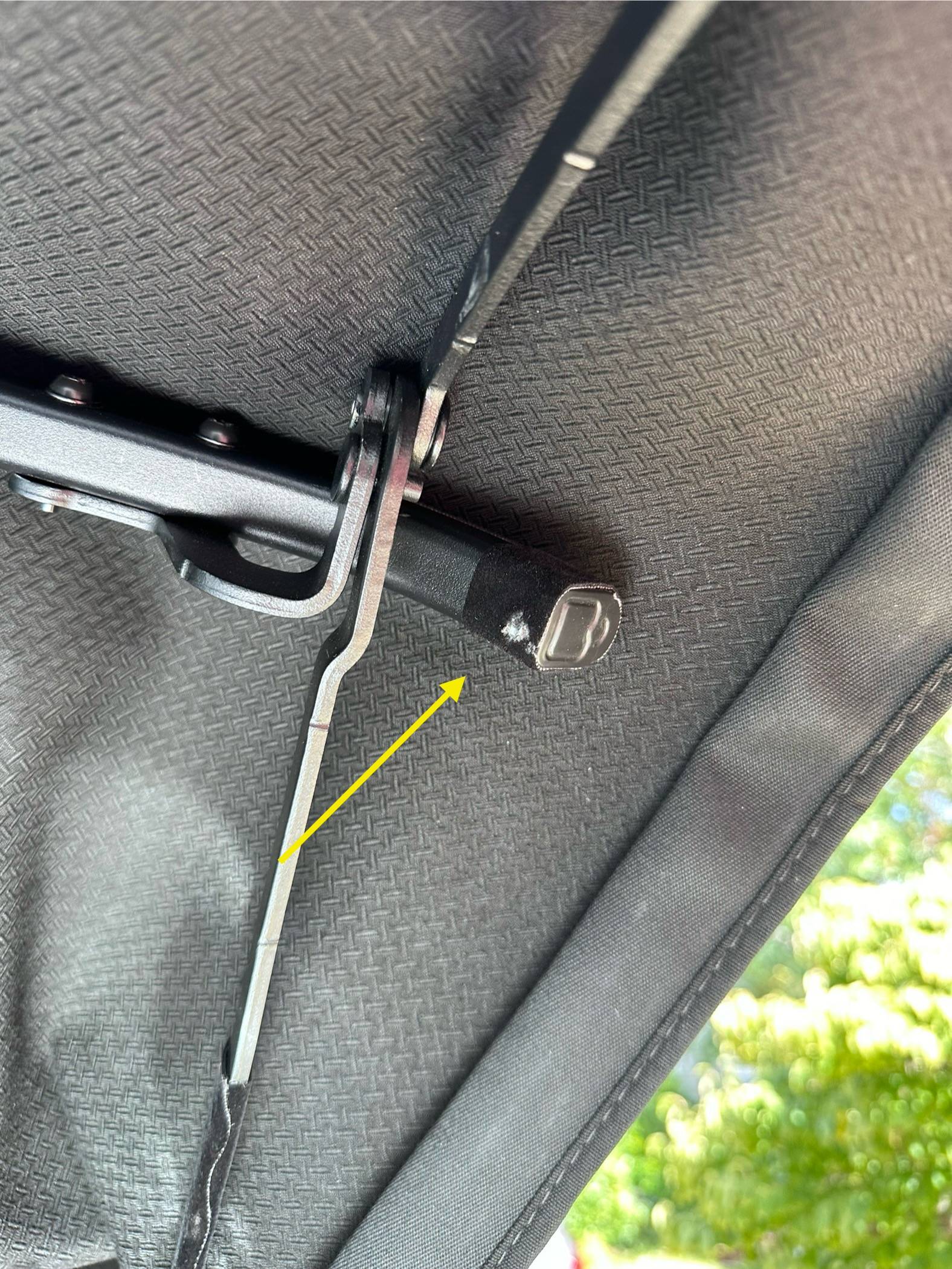 Jeep Wrangler JL Help - adjusting new soft top rubbing/rattling? IMG_2806